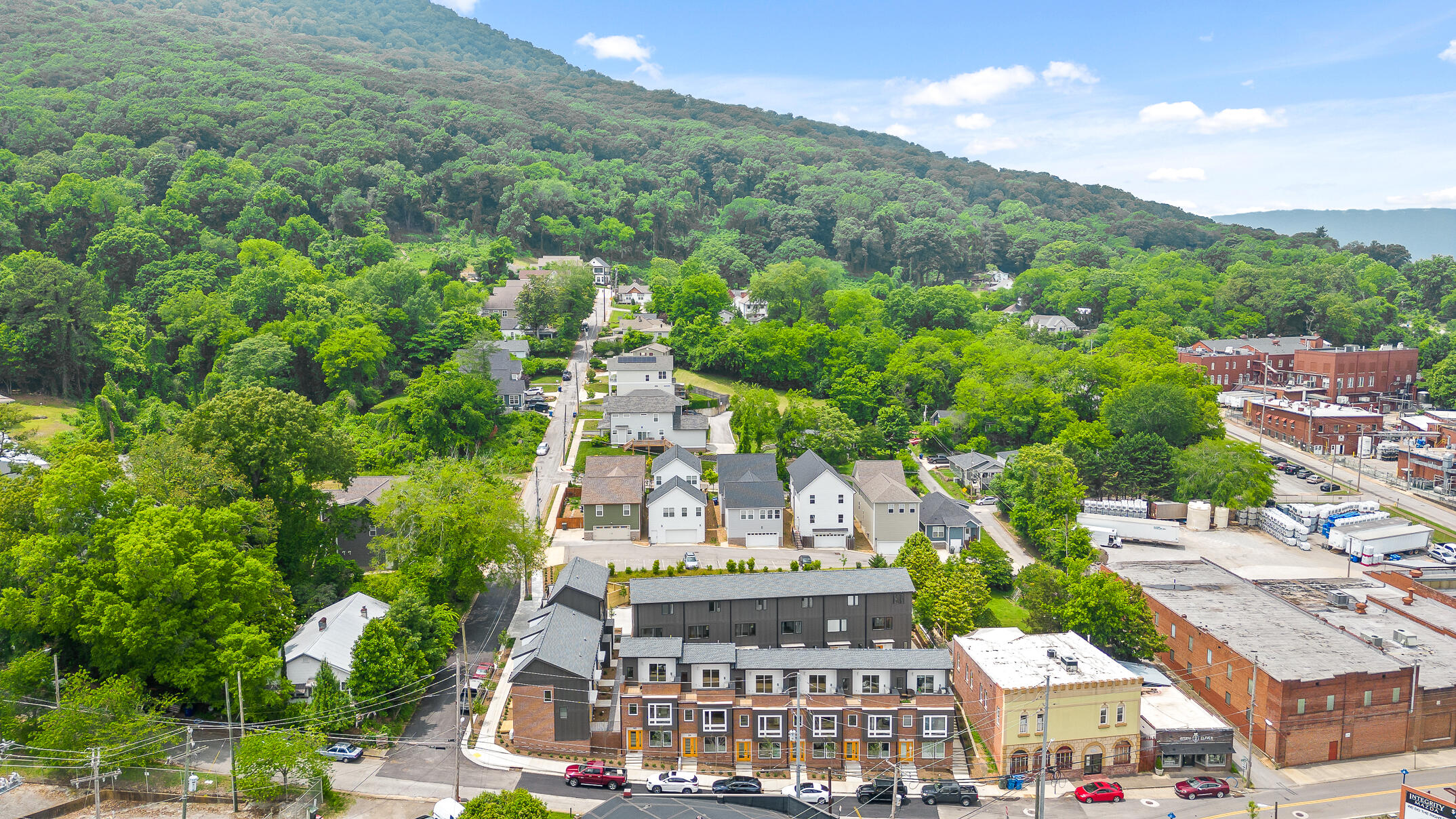 127 Old Mountain Road
