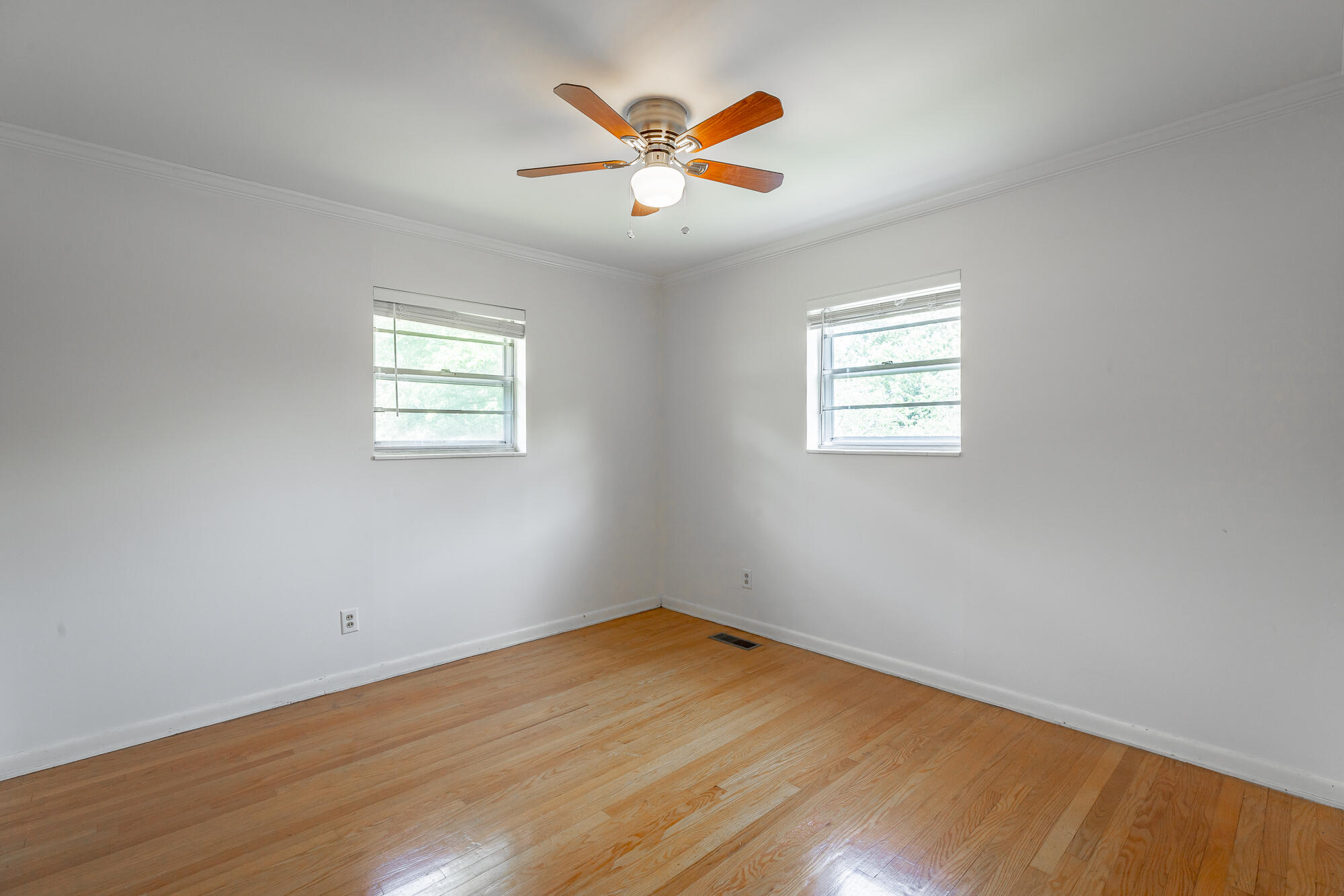 2035 Officer Street