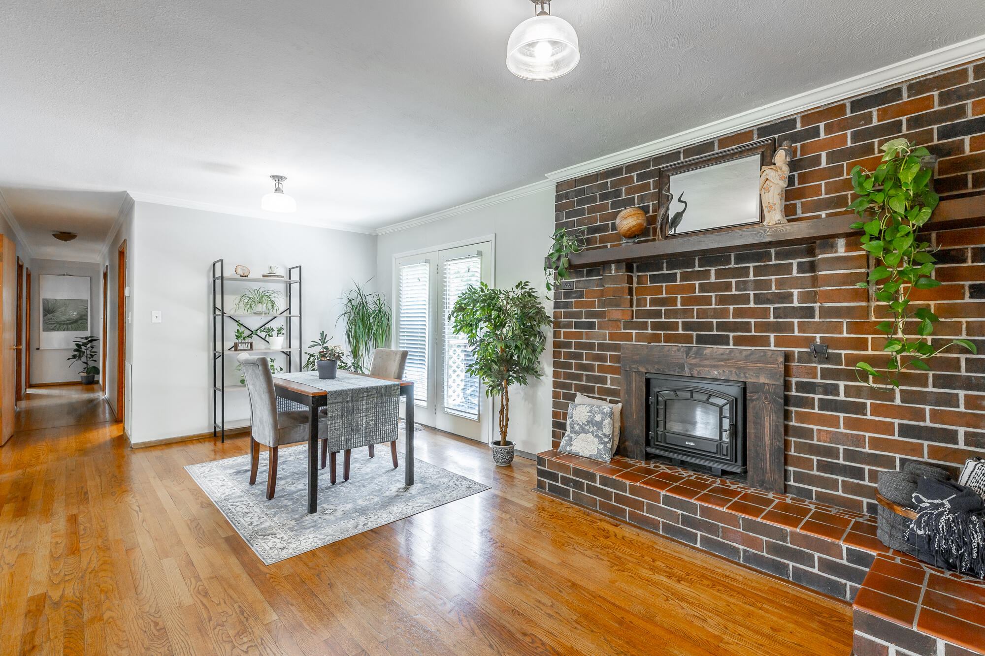 2035 Officer Street