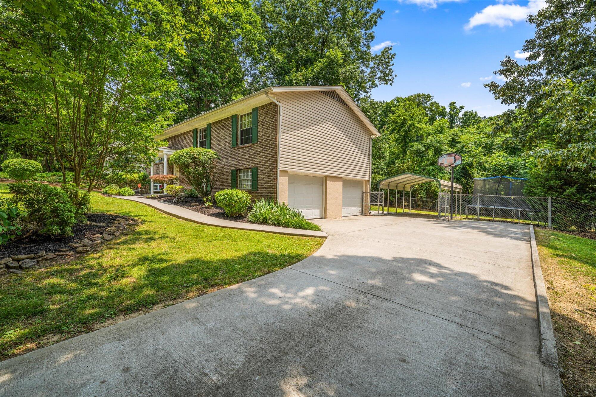 5928 Cardan Drive