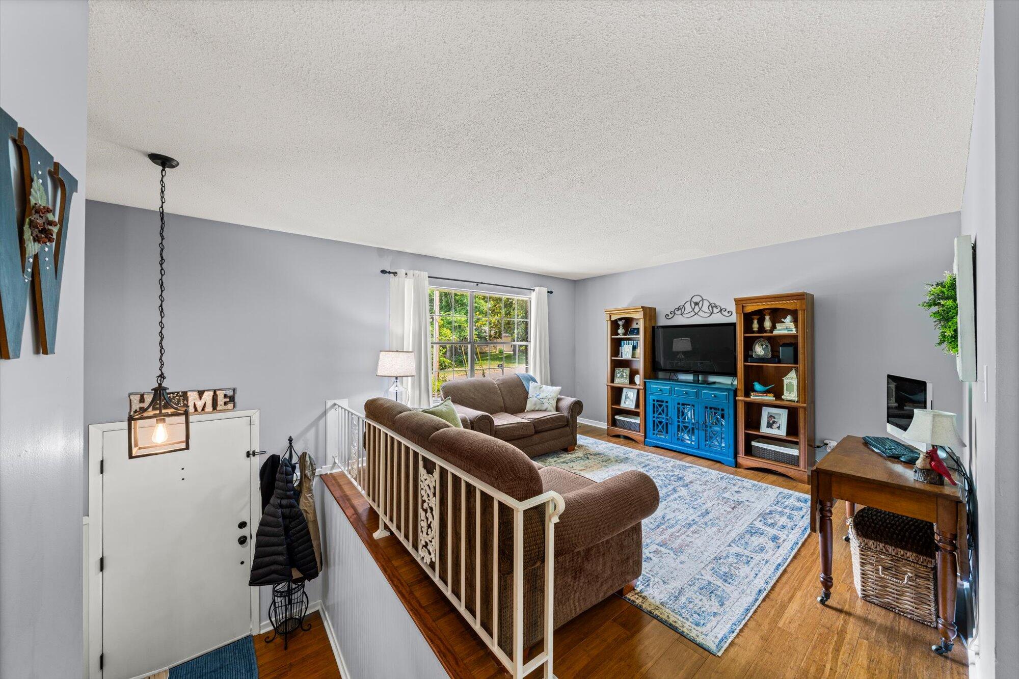 5928 Cardan Drive