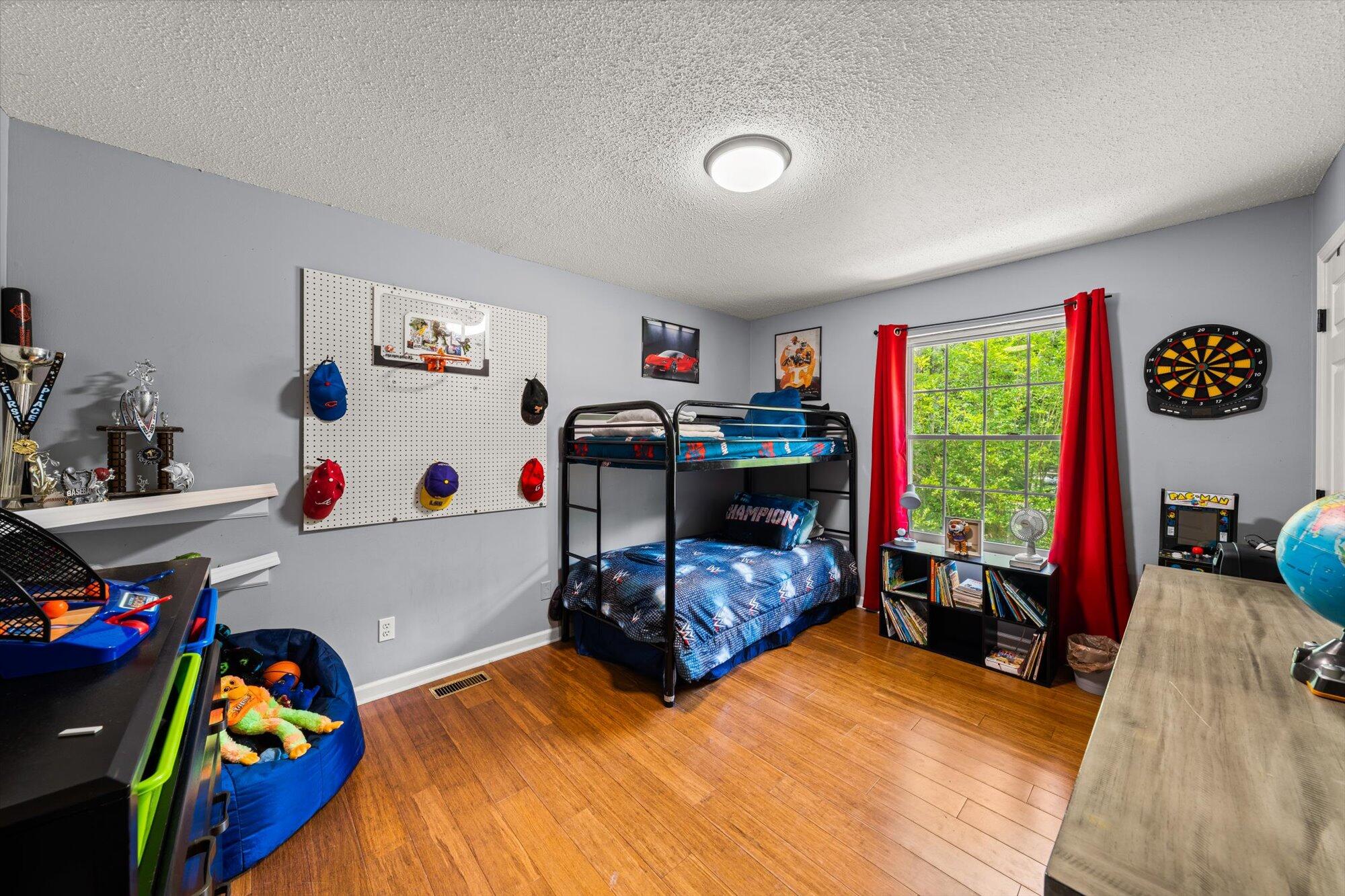 5928 Cardan Drive