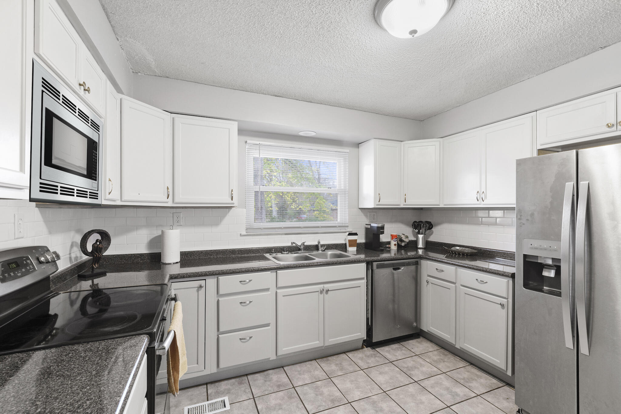 4709 Tomahawk Trail