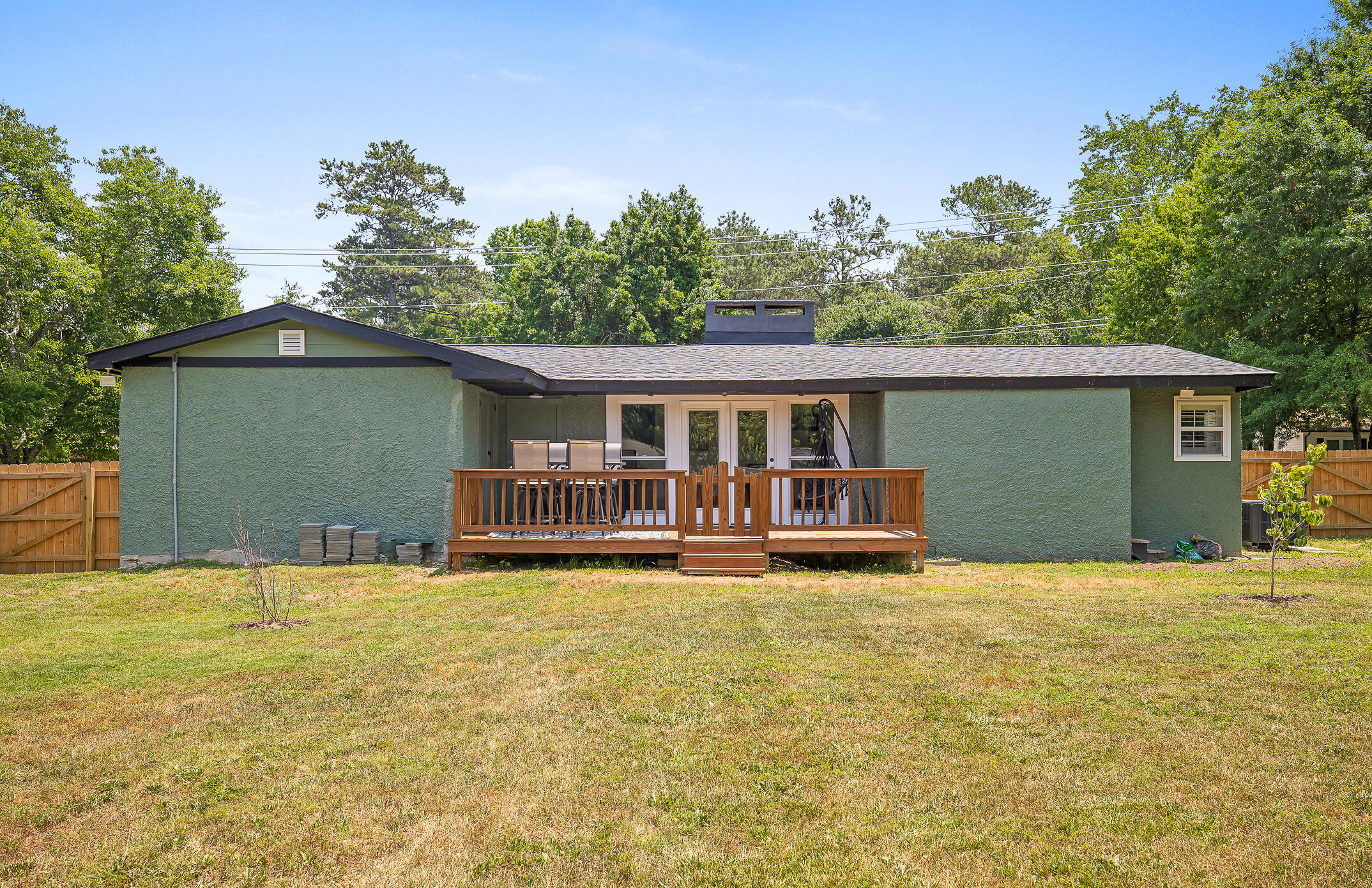 1167 Mcdonald Drive