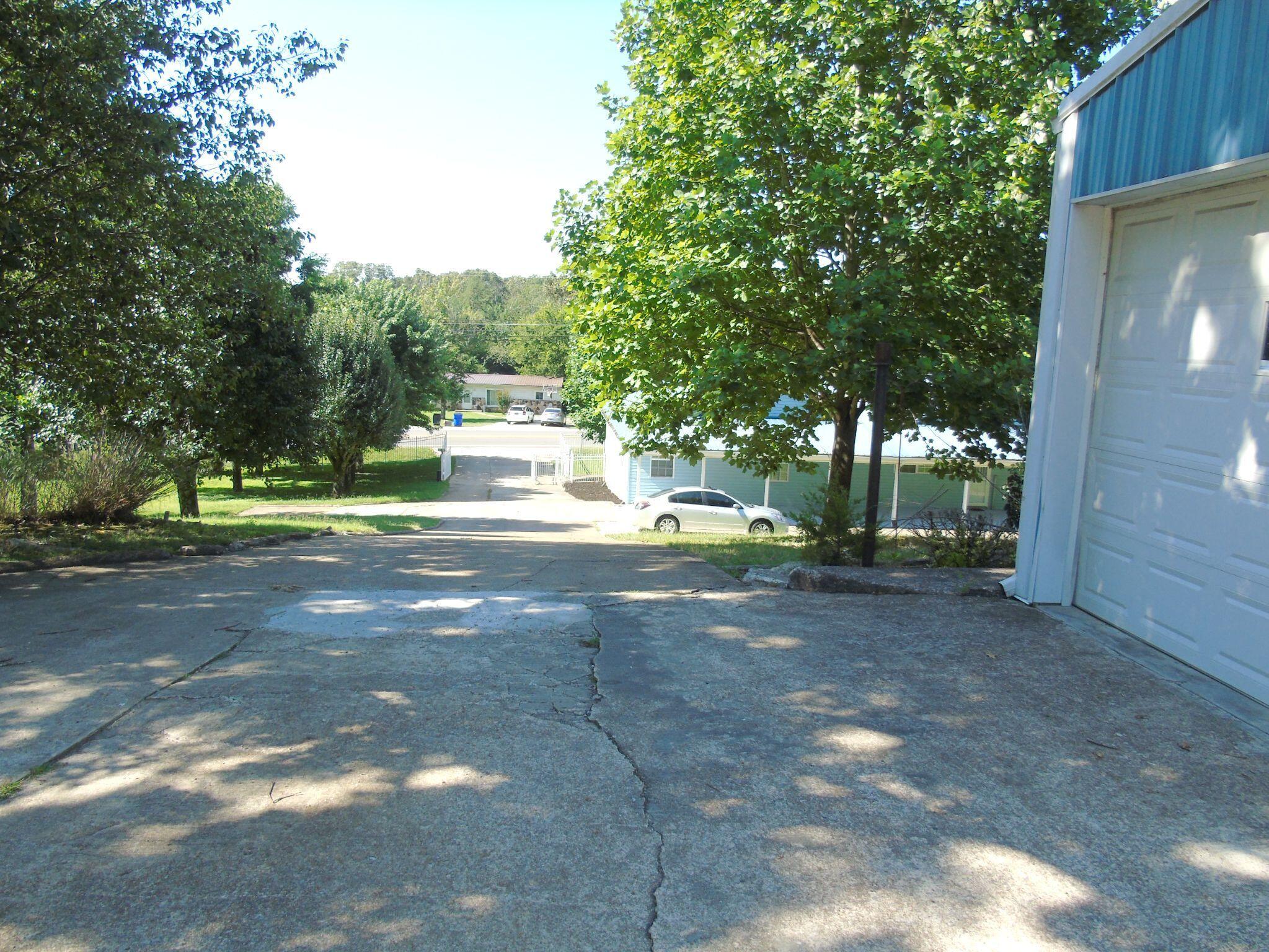 9129 Hixson Pike