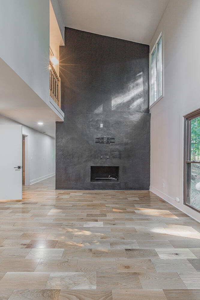 1042 Sunset Drive