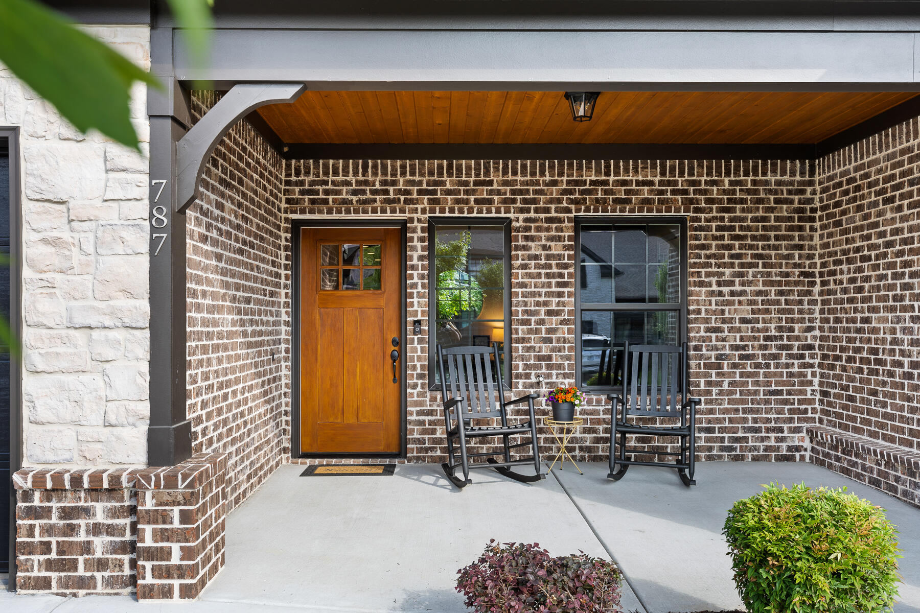 787 Wood Grove Circle
