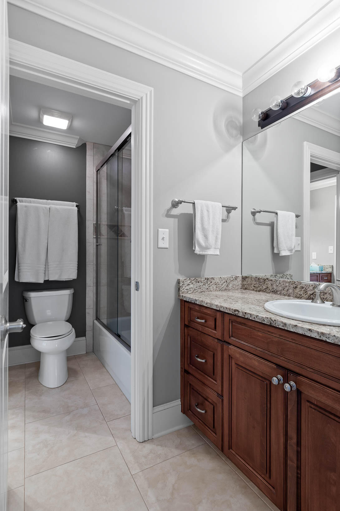 653 Hill Pointe Lane