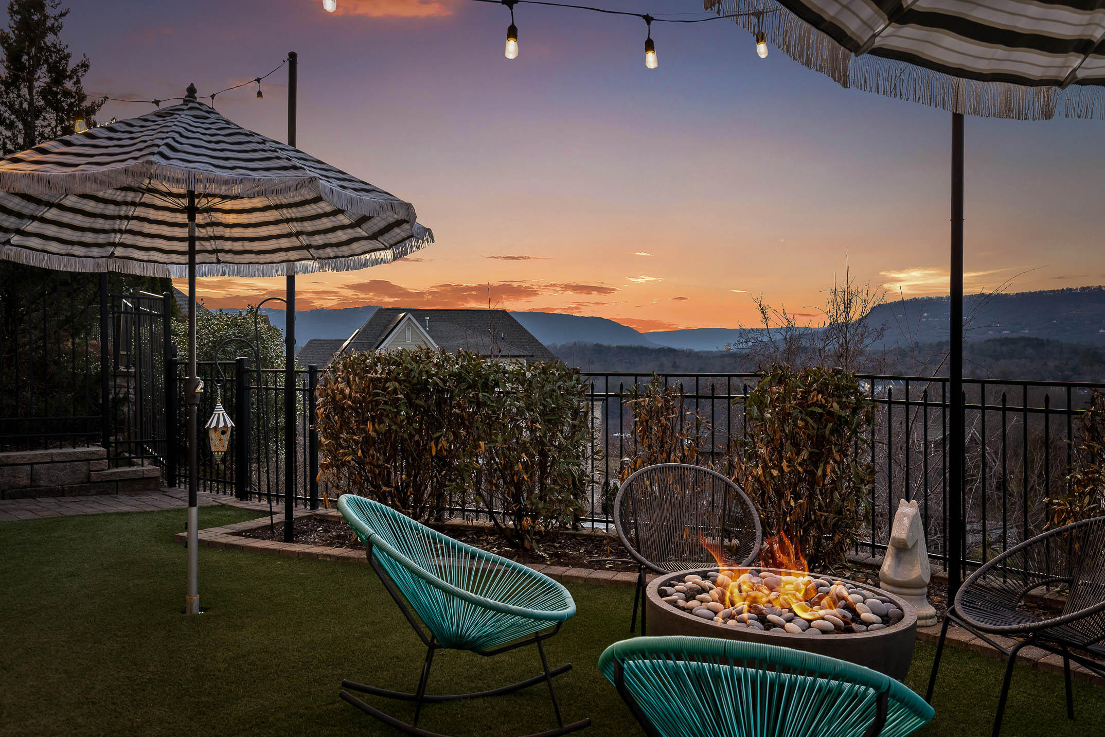 653 Hill Pointe Lane