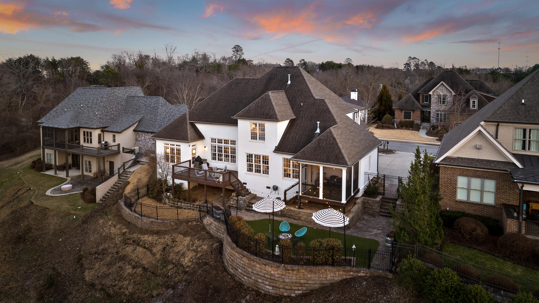 653 Hill Pointe Lane