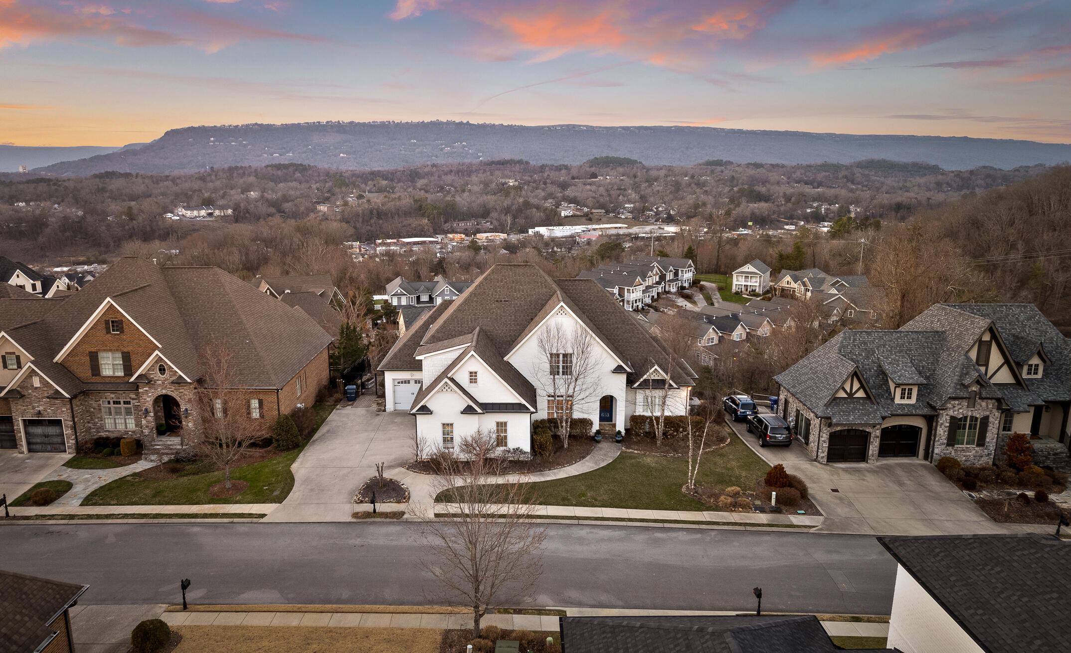 653 Hill Pointe Lane