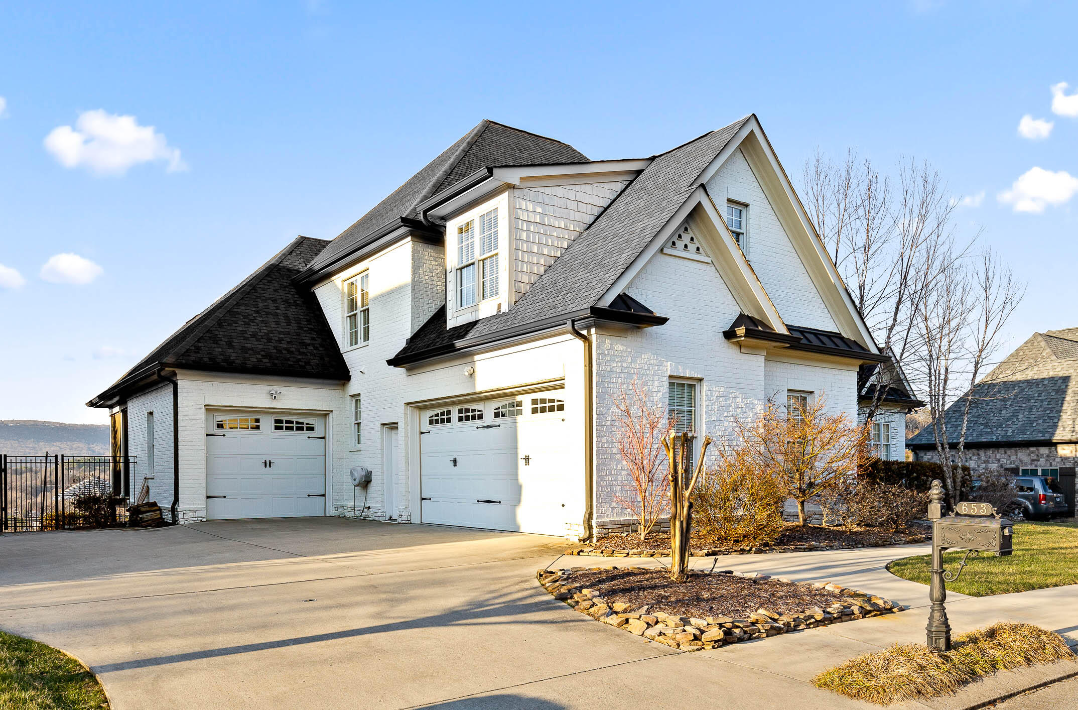 653 Hill Pointe Lane