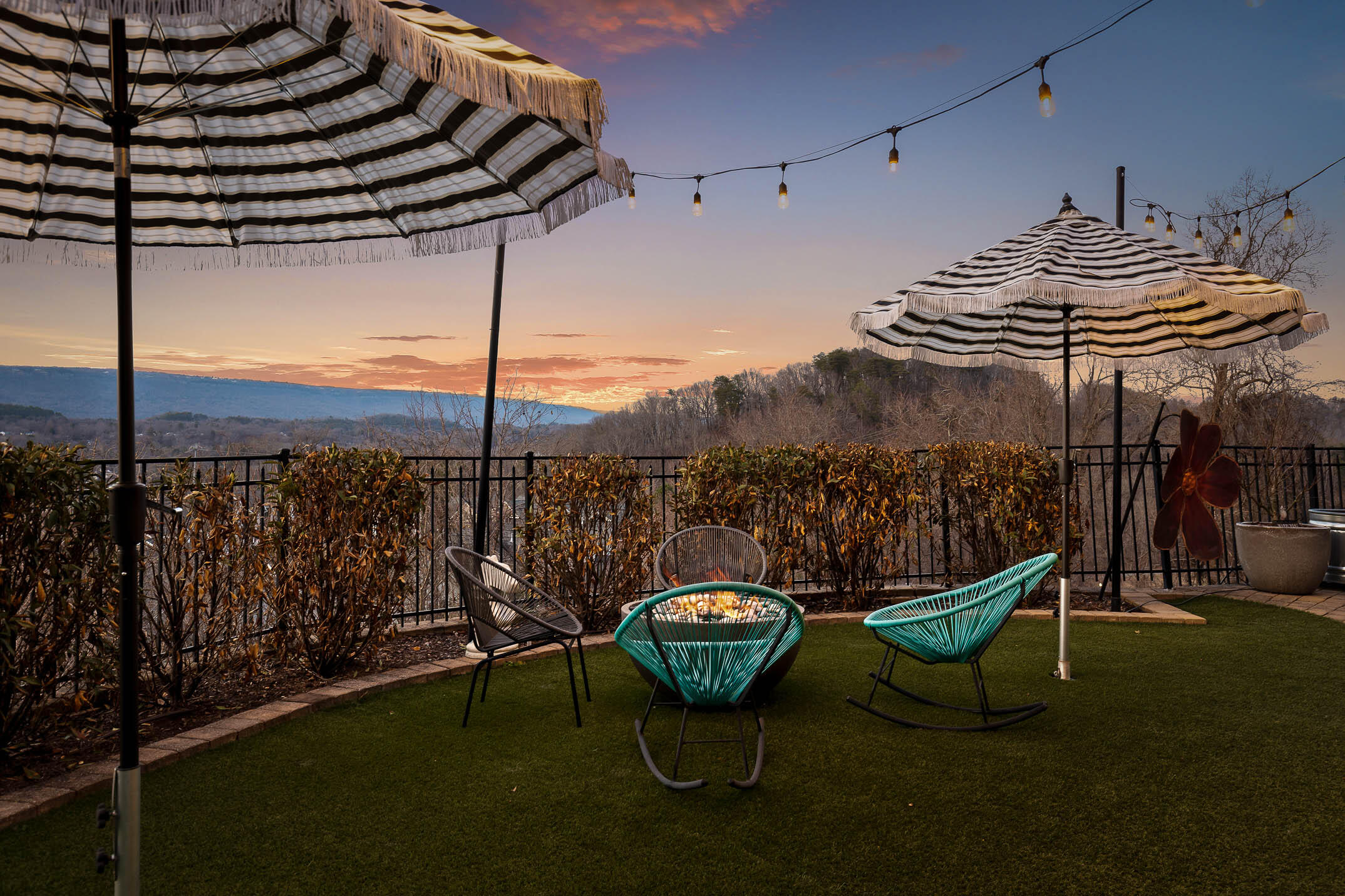 653 Hill Pointe Lane