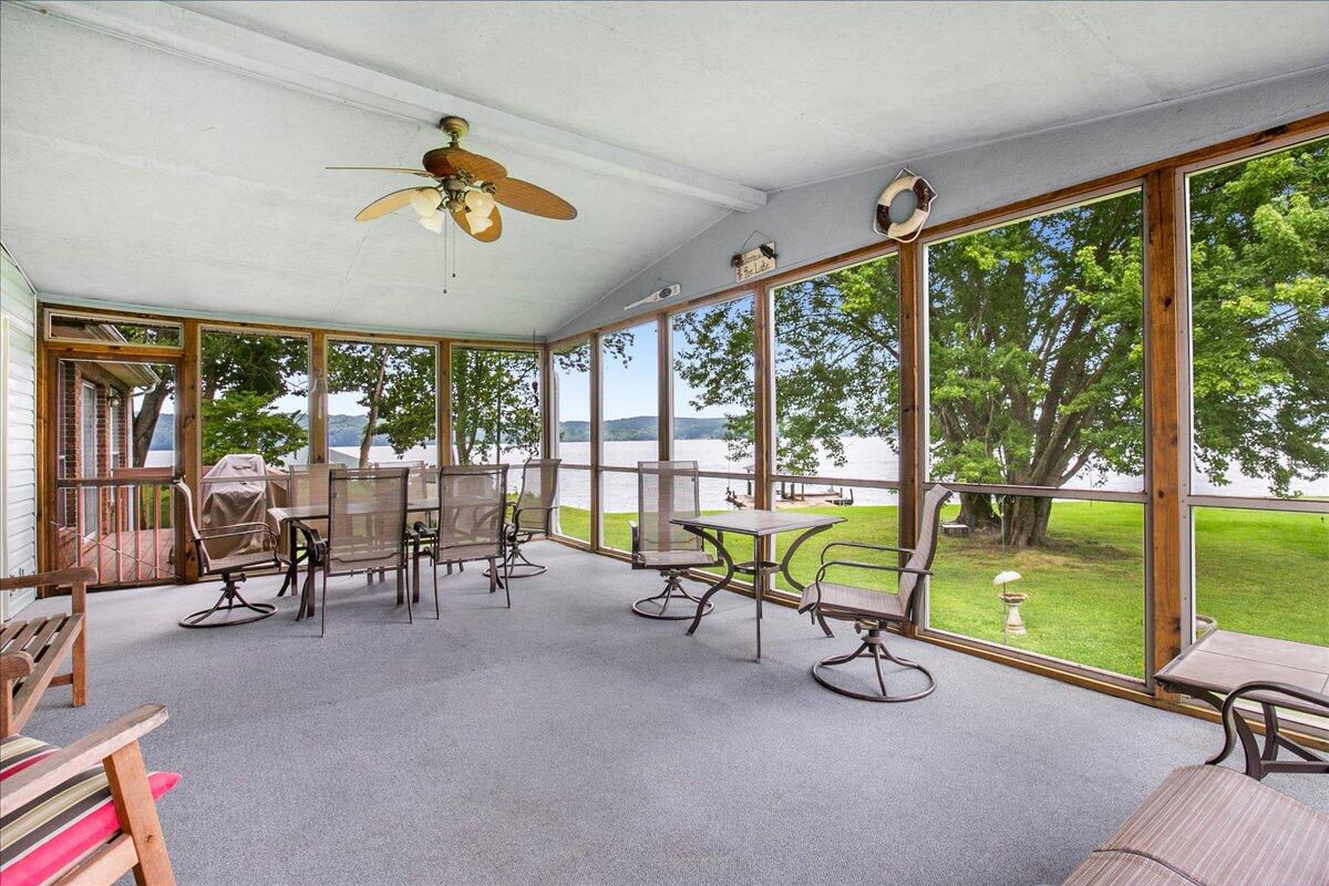 2152 S Shore Acres Road