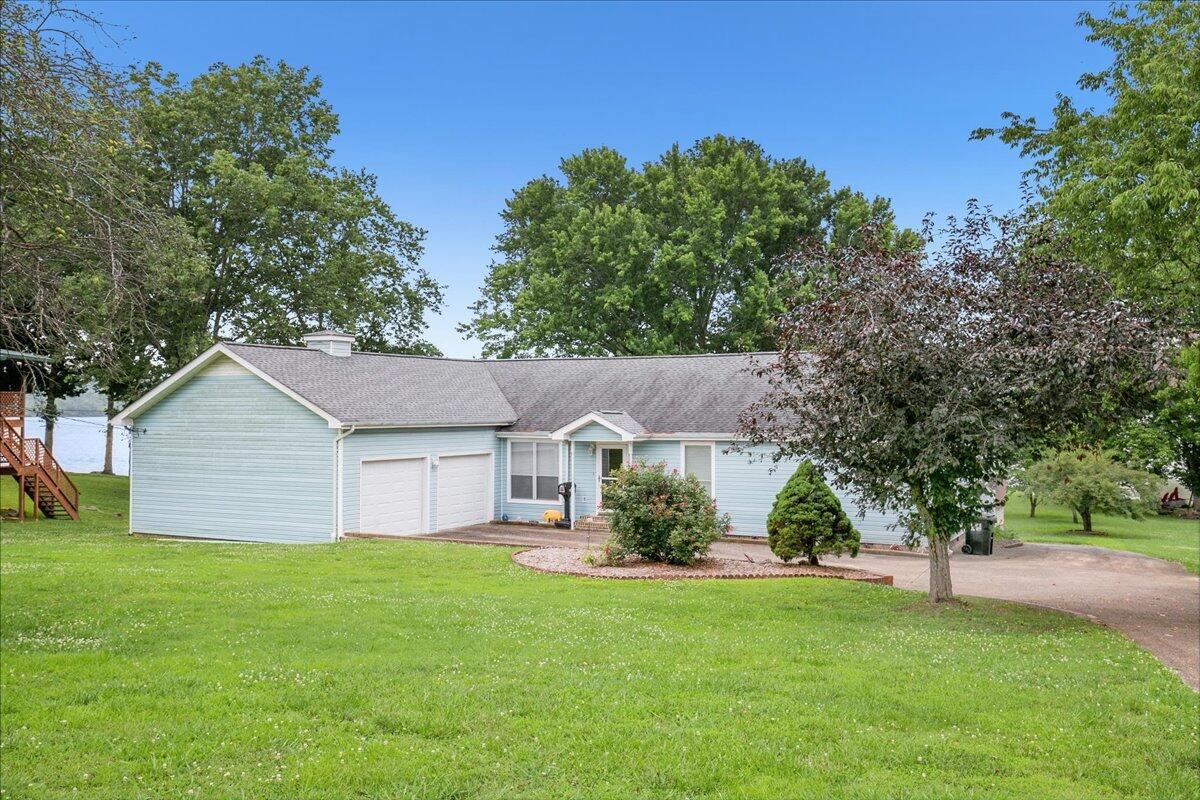 2152 S Shore Acres Road