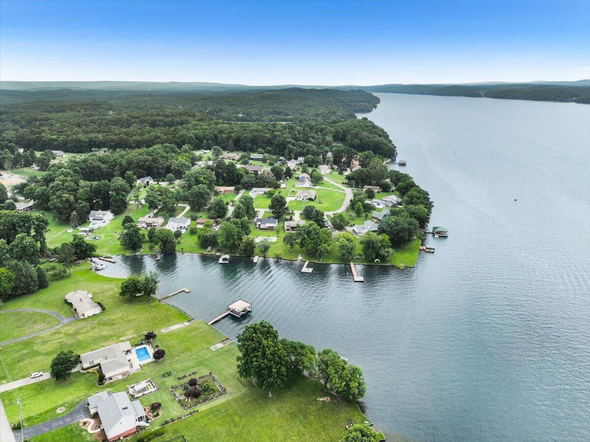 2152 S Shore Acres Road
