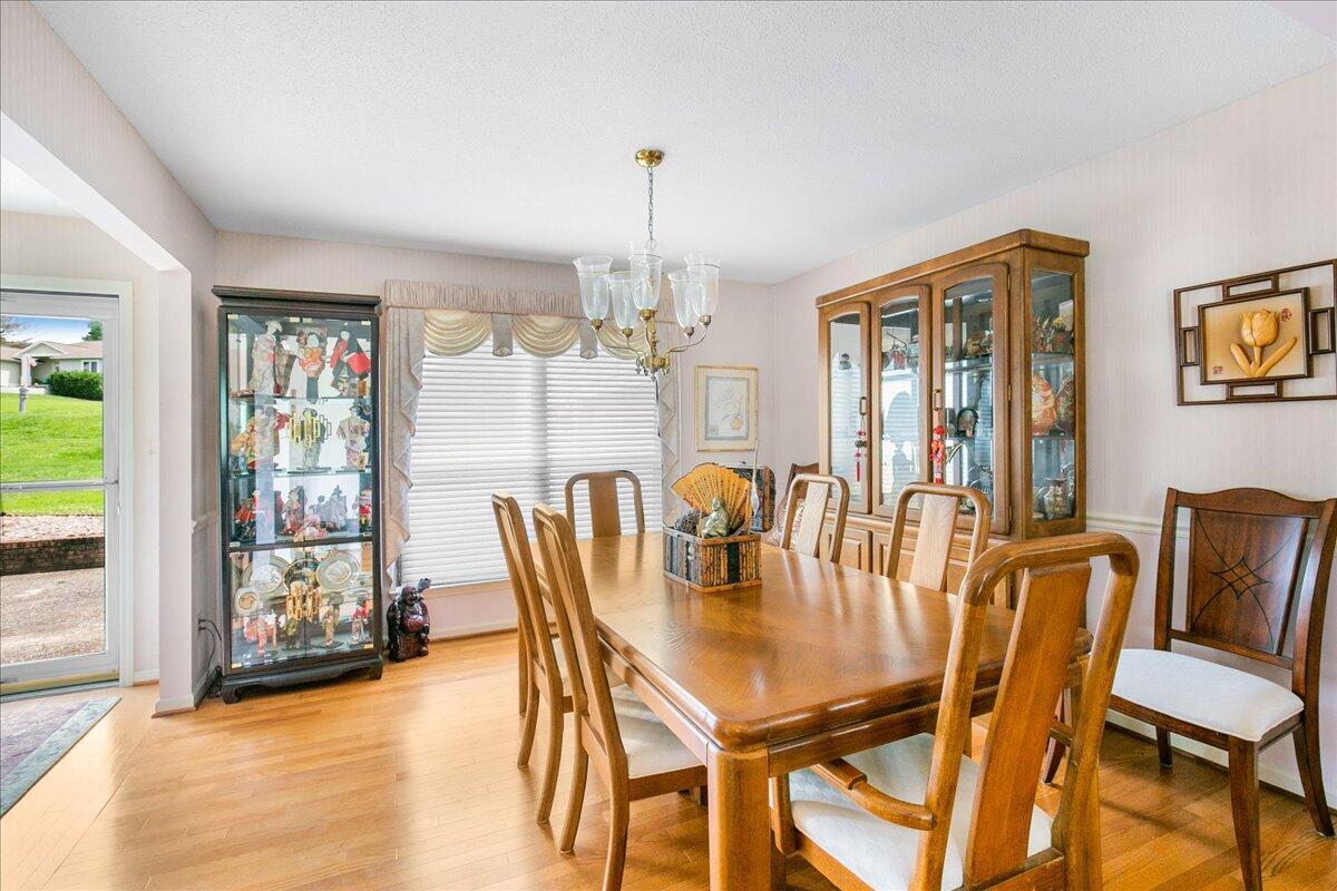 2152 S Shore Acres Road