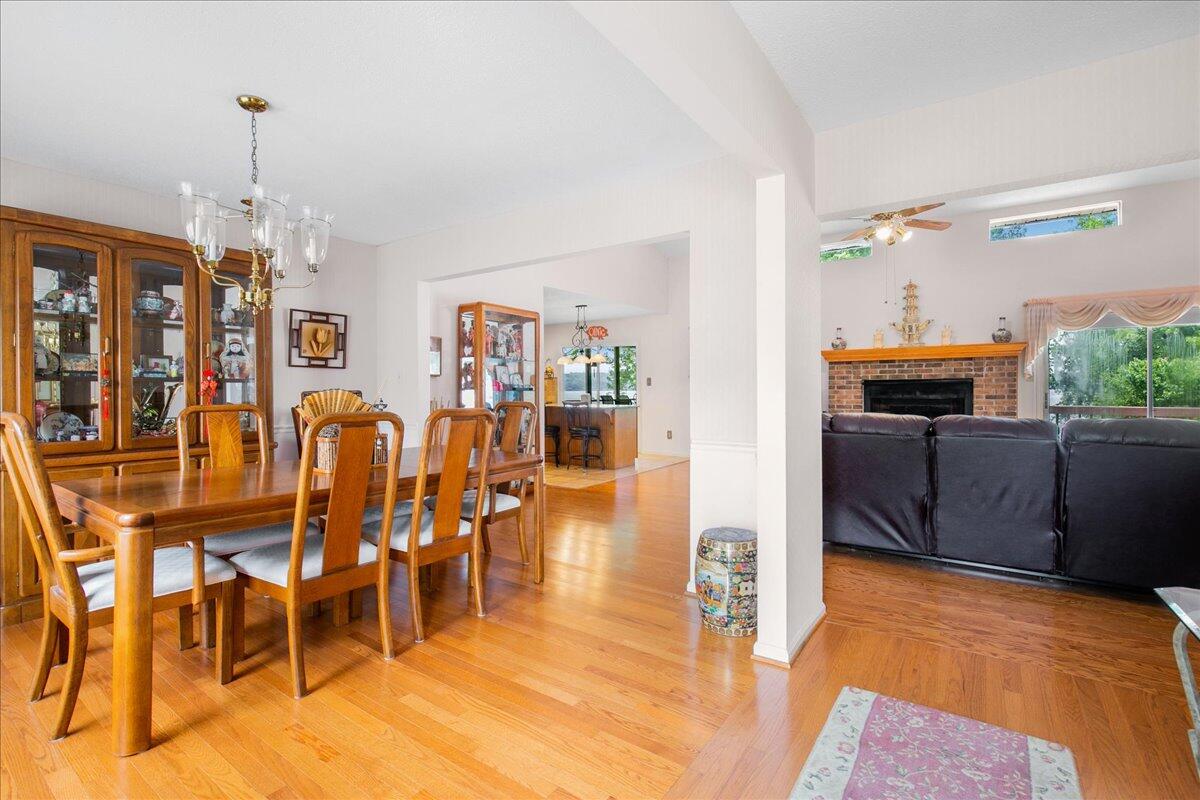 2152 S Shore Acres Road