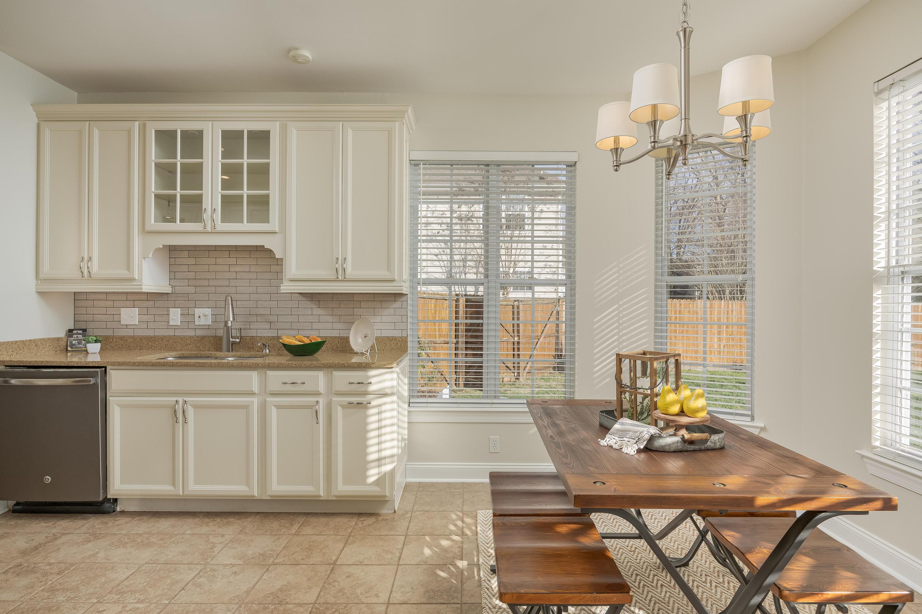 3688 Bentwood Cove Drive