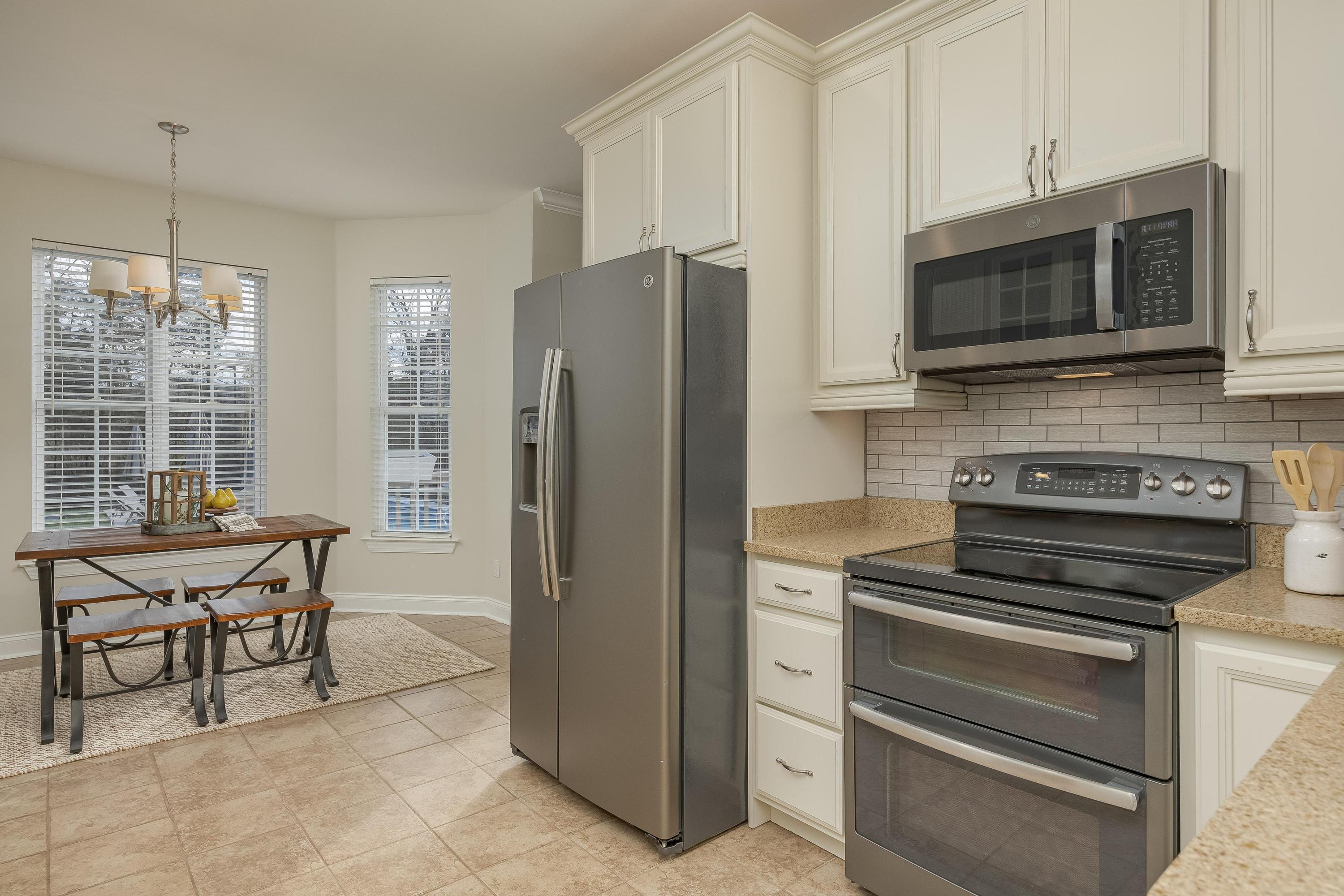 3688 Bentwood Cove Drive
