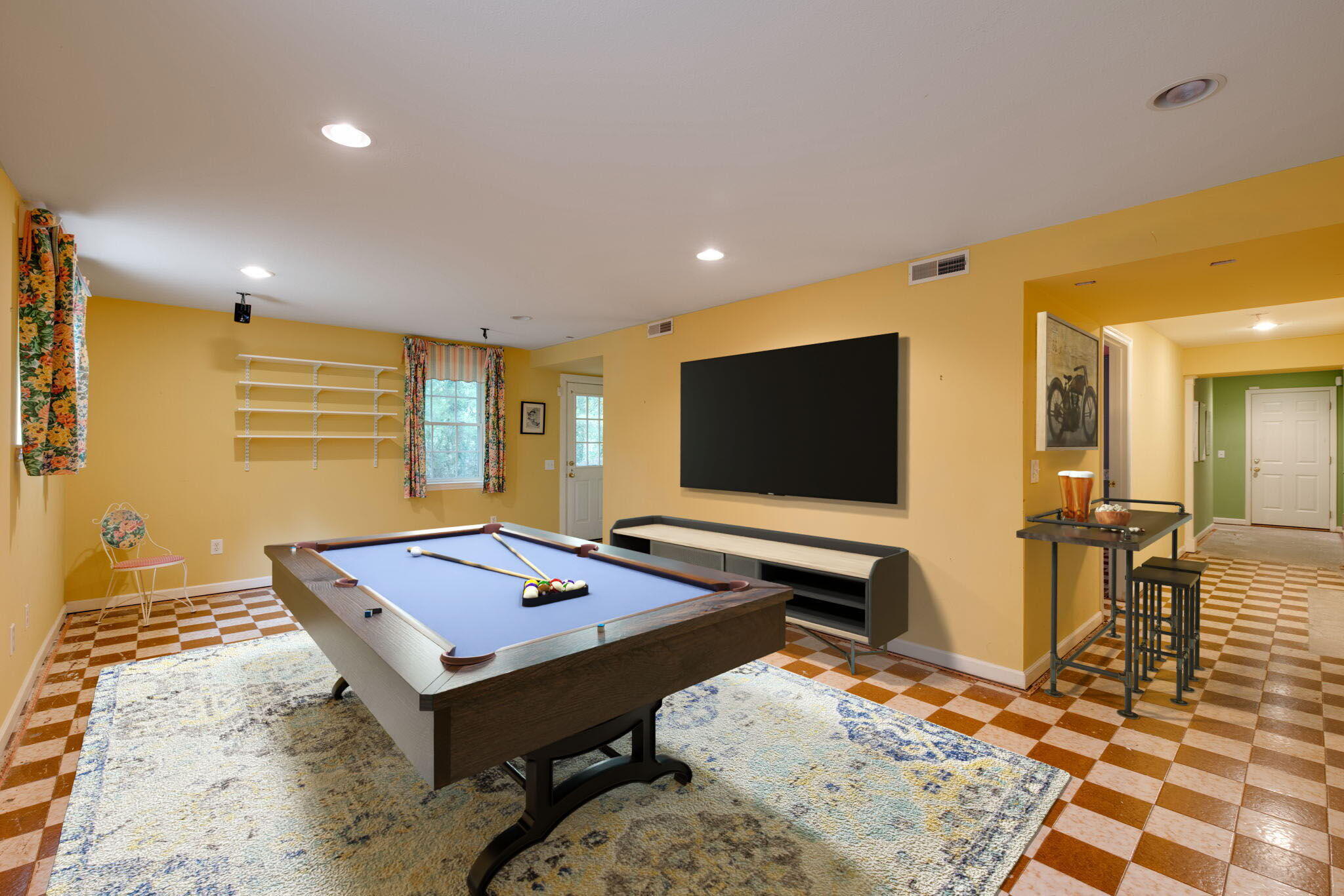 209 Inverness Drive