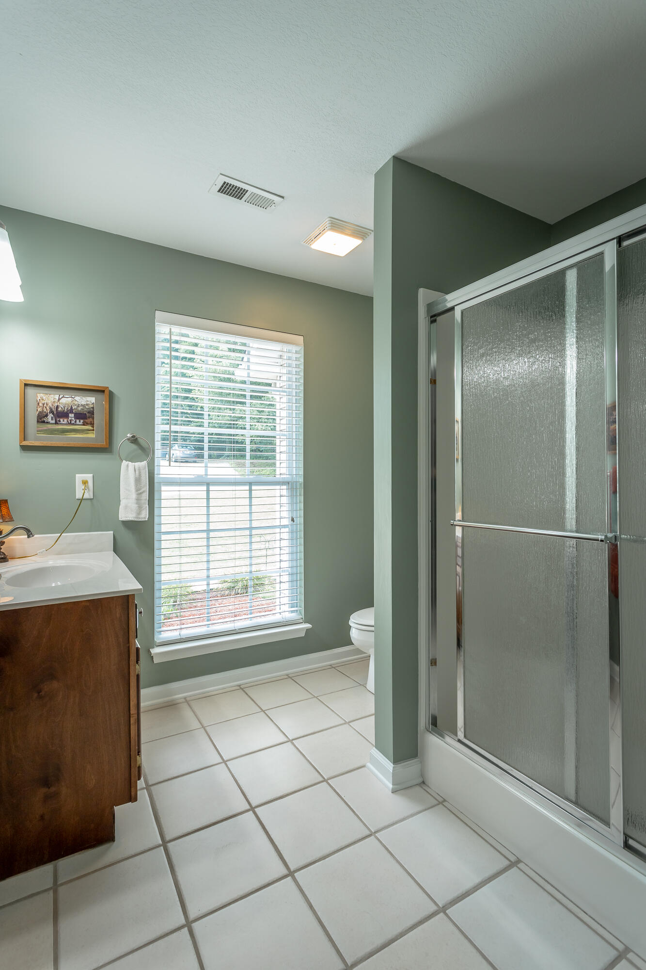 1009 Clift Cave Drive
