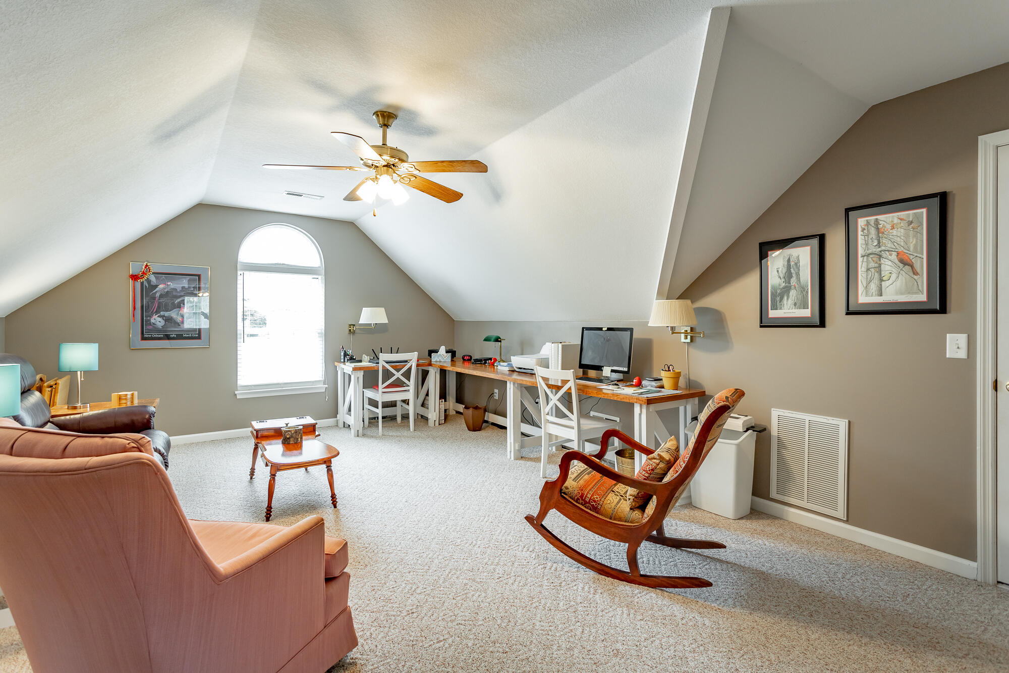 1009 Clift Cave Drive