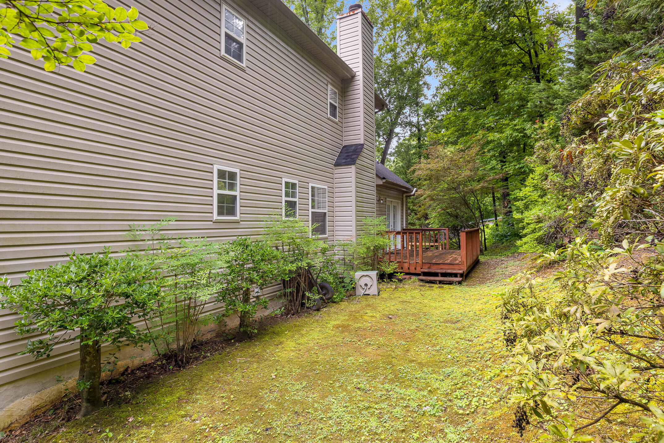 218 Lynnolen Lane