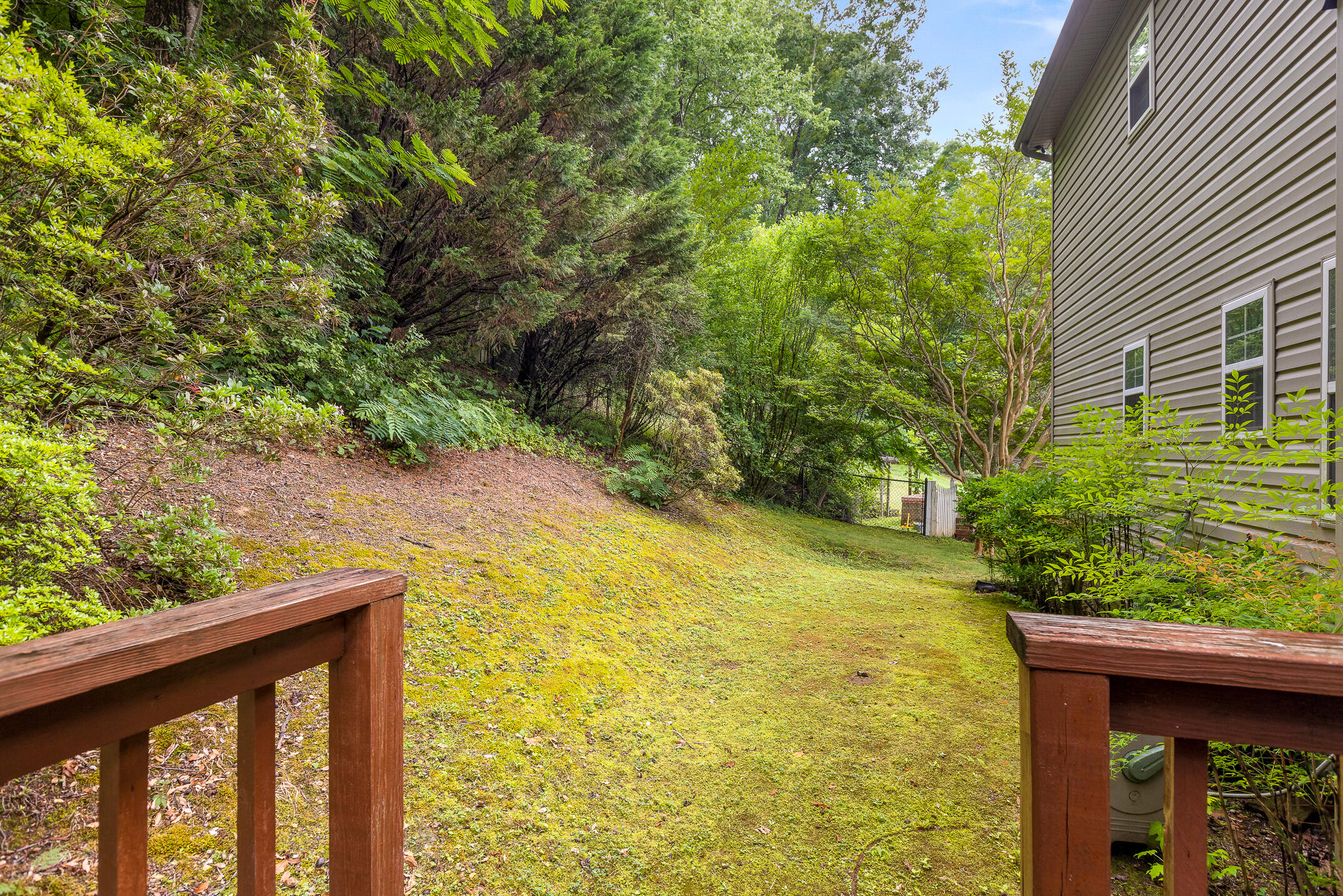 218 Lynnolen Lane