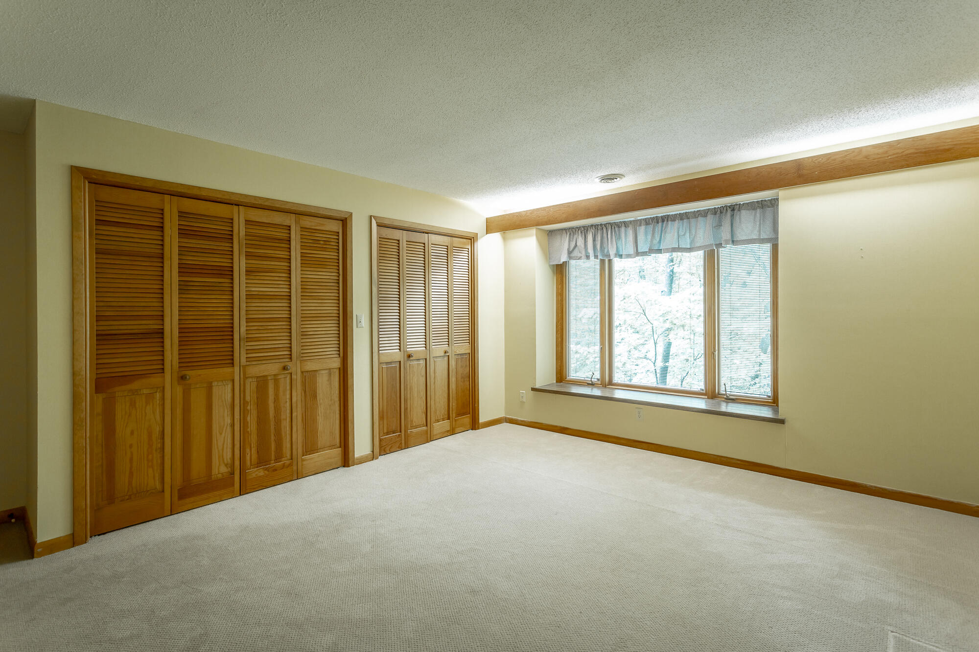6239 Forest Trail