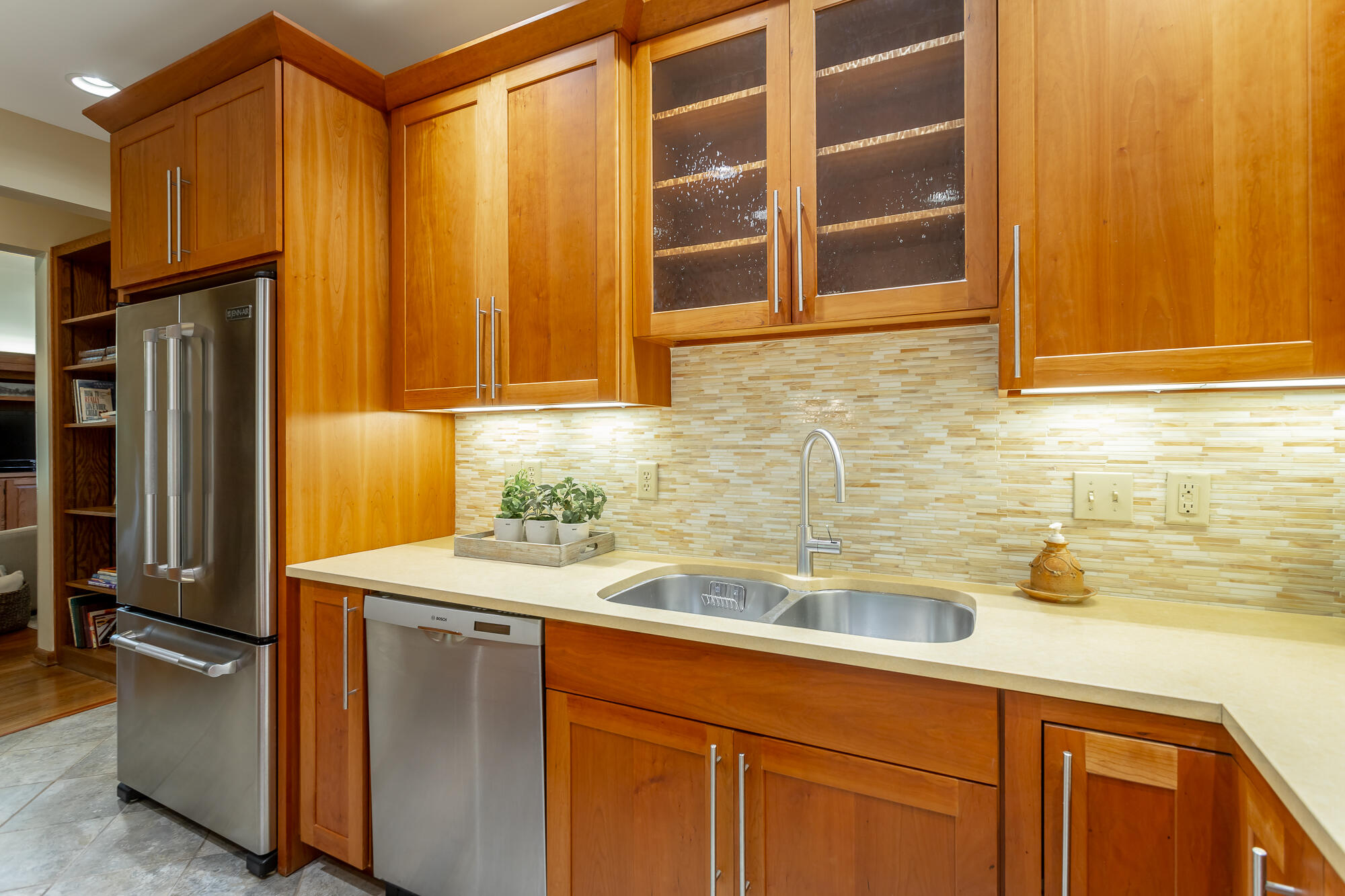 6239 Forest Trail