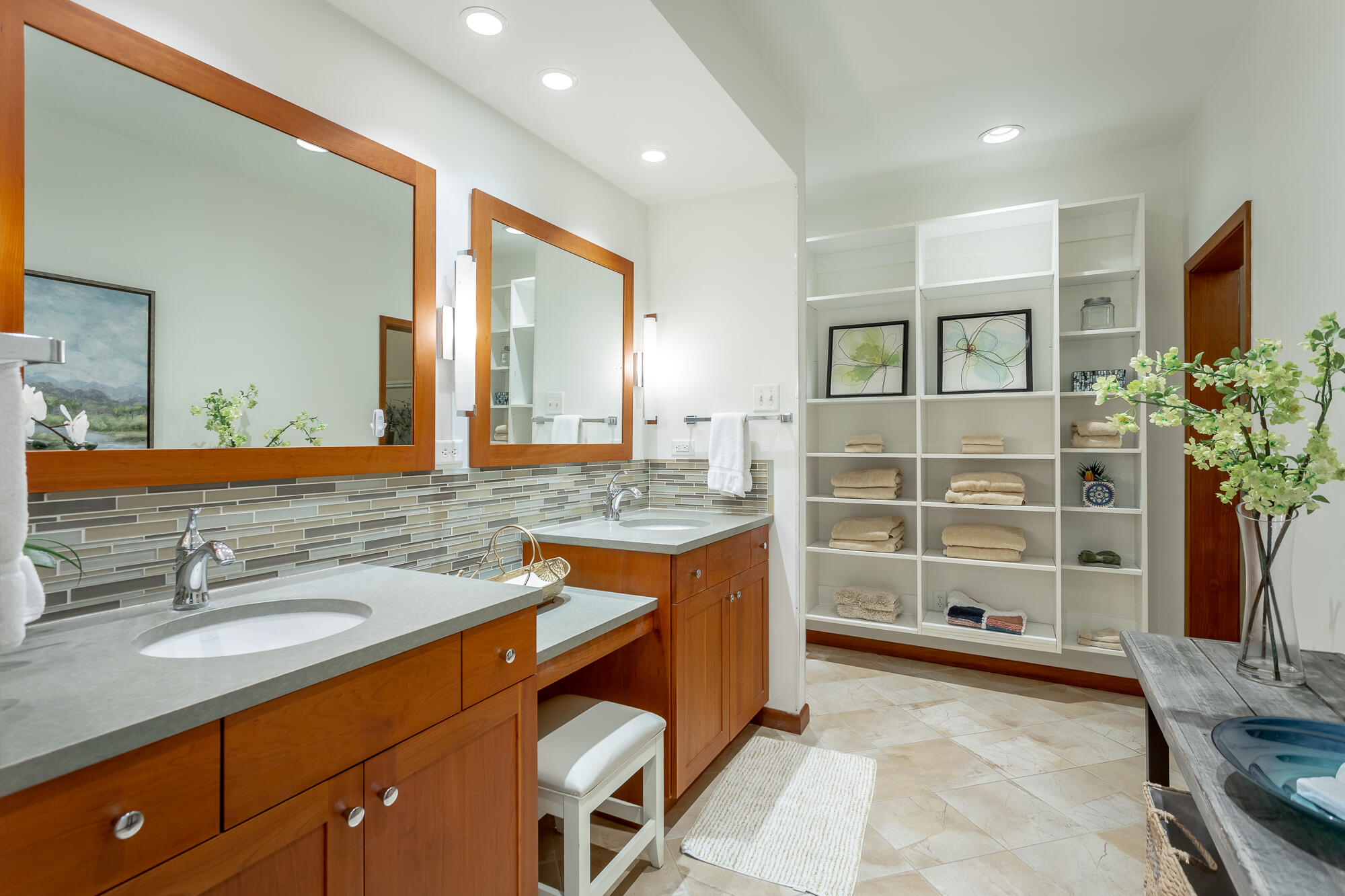 6239 Forest Trail