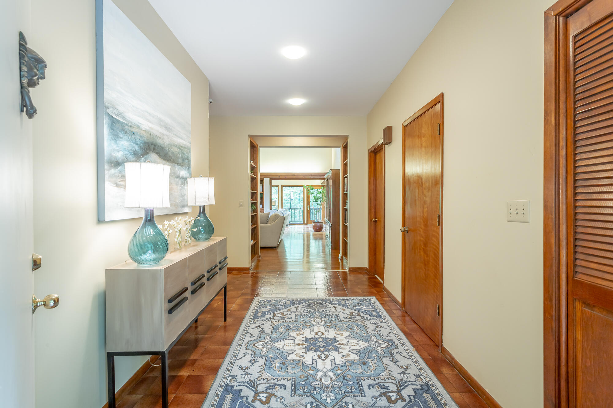 6239 Forest Trail