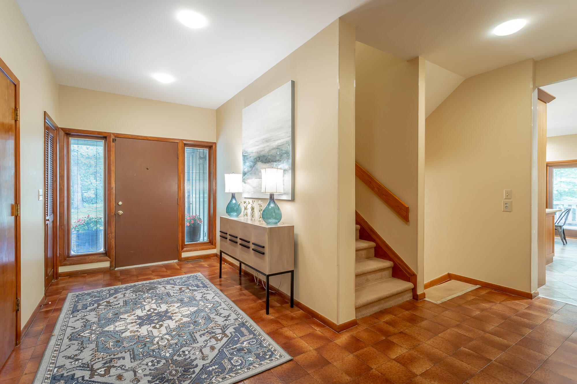 6239 Forest Trail