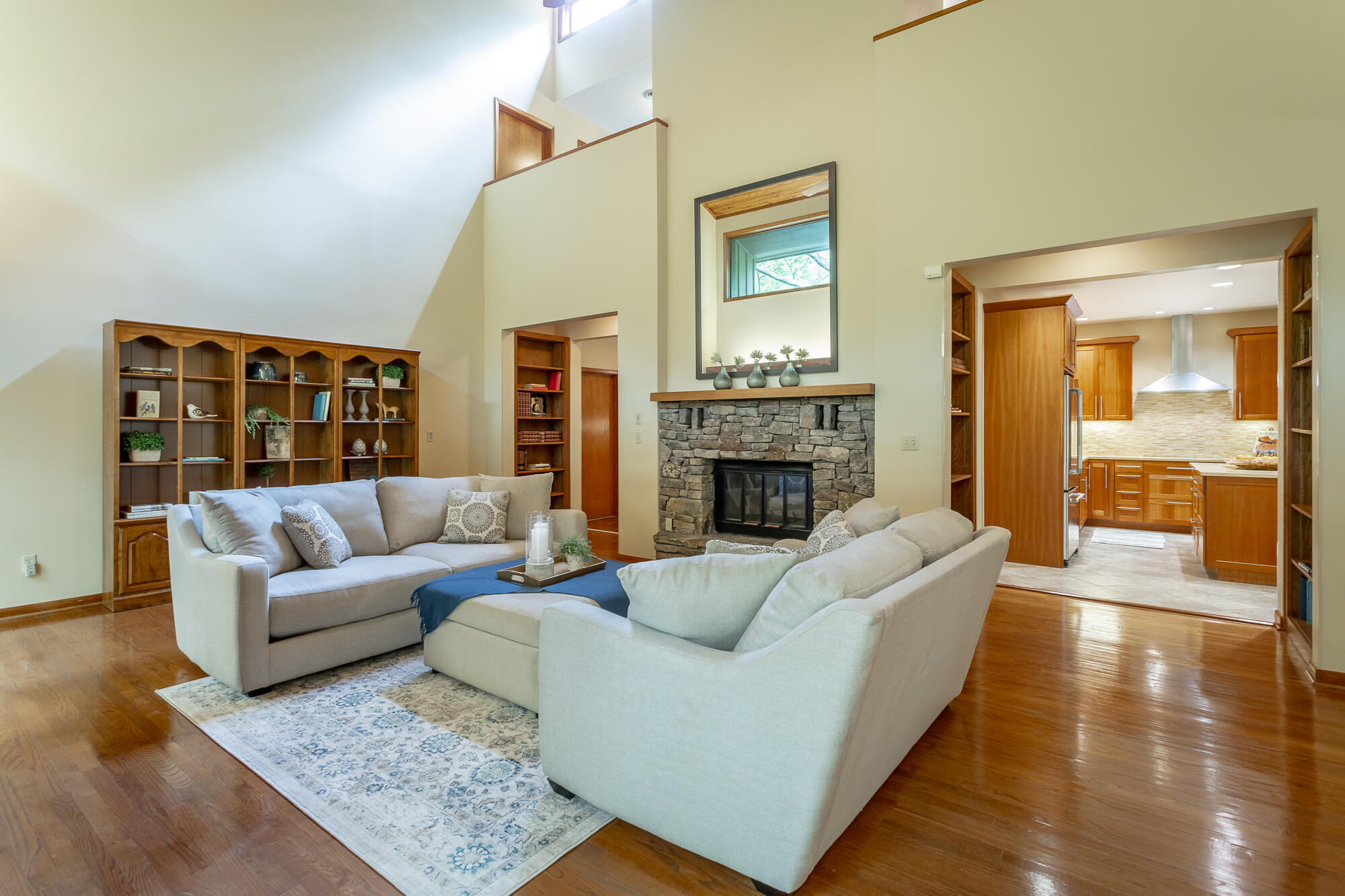 6239 Forest Trail