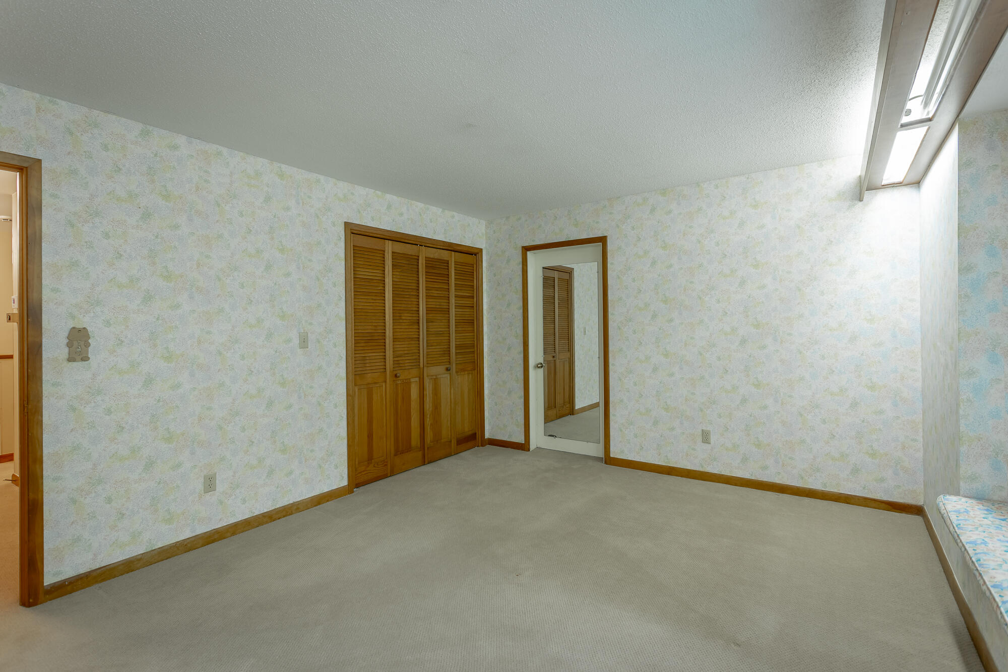 6239 Forest Trail