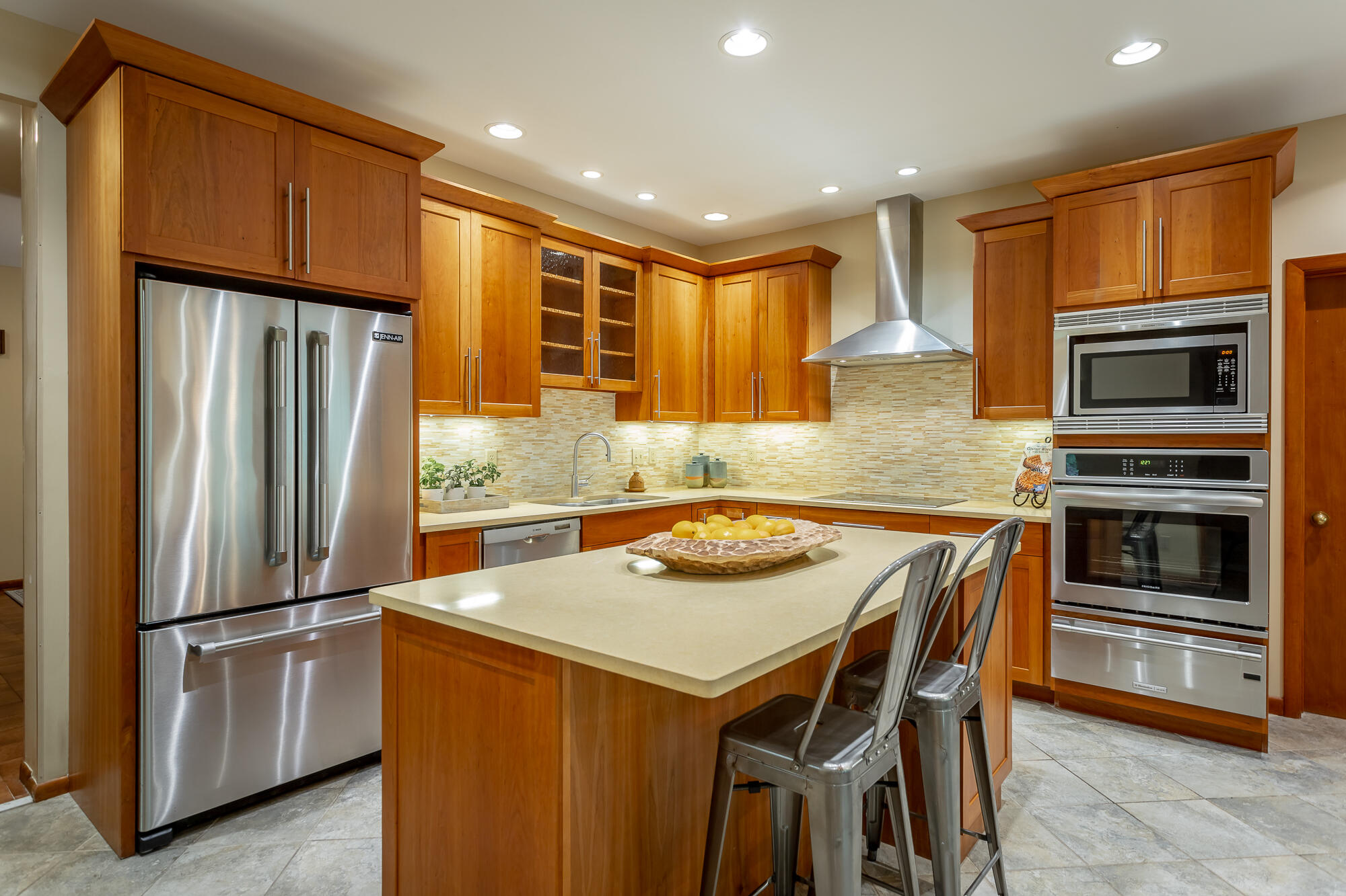 6239 Forest Trail
