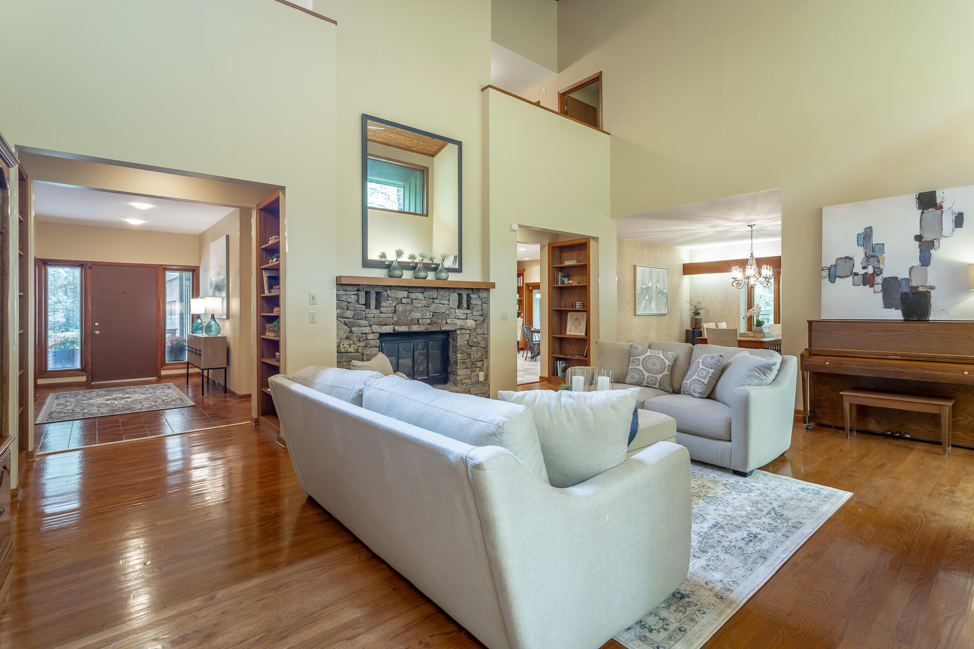 6239 Forest Trail