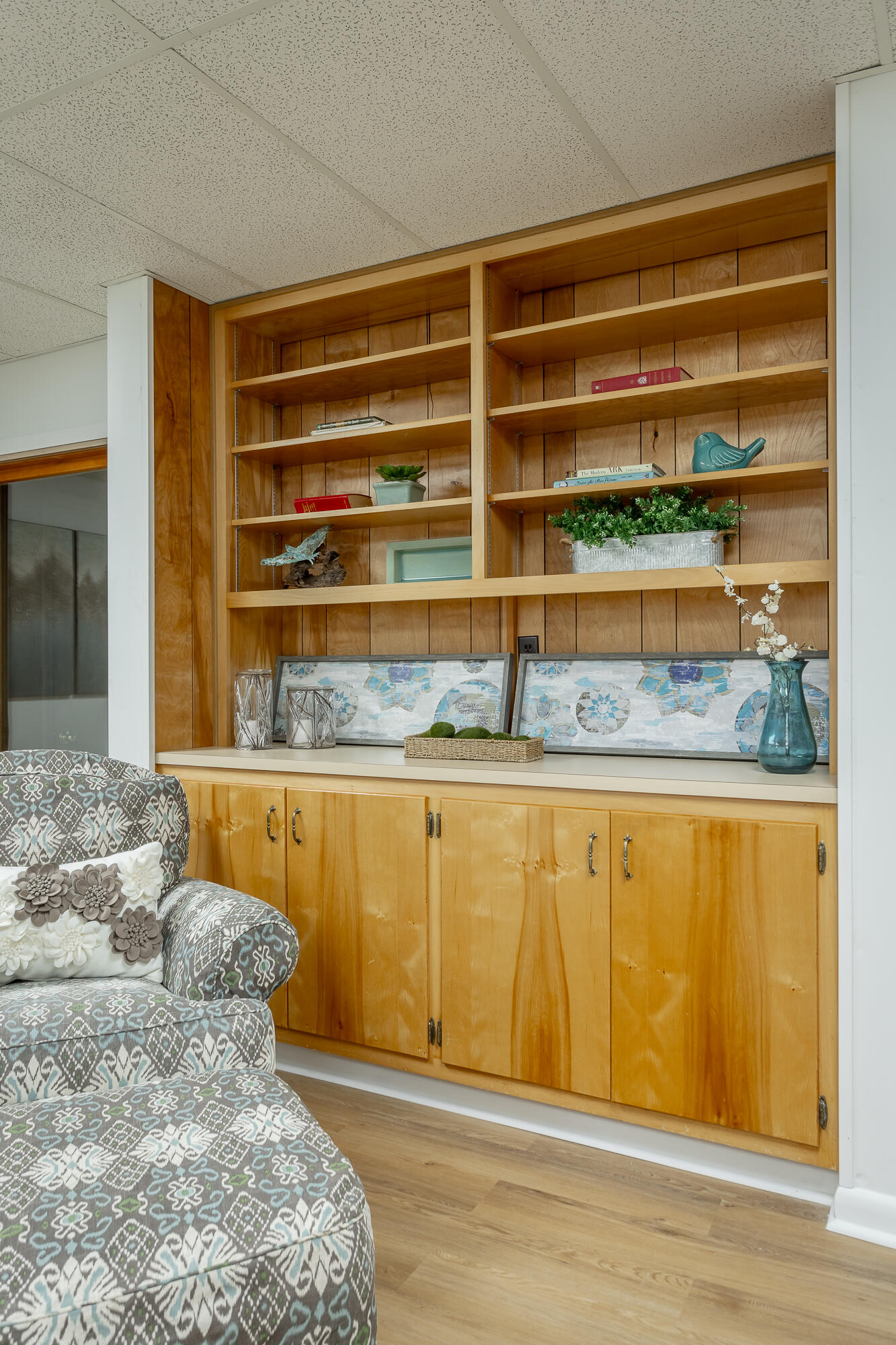 6239 Forest Trail
