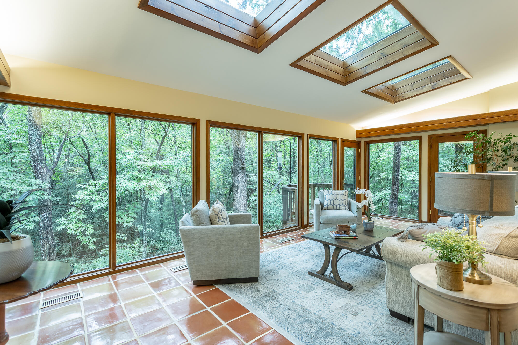 6239 Forest Trail