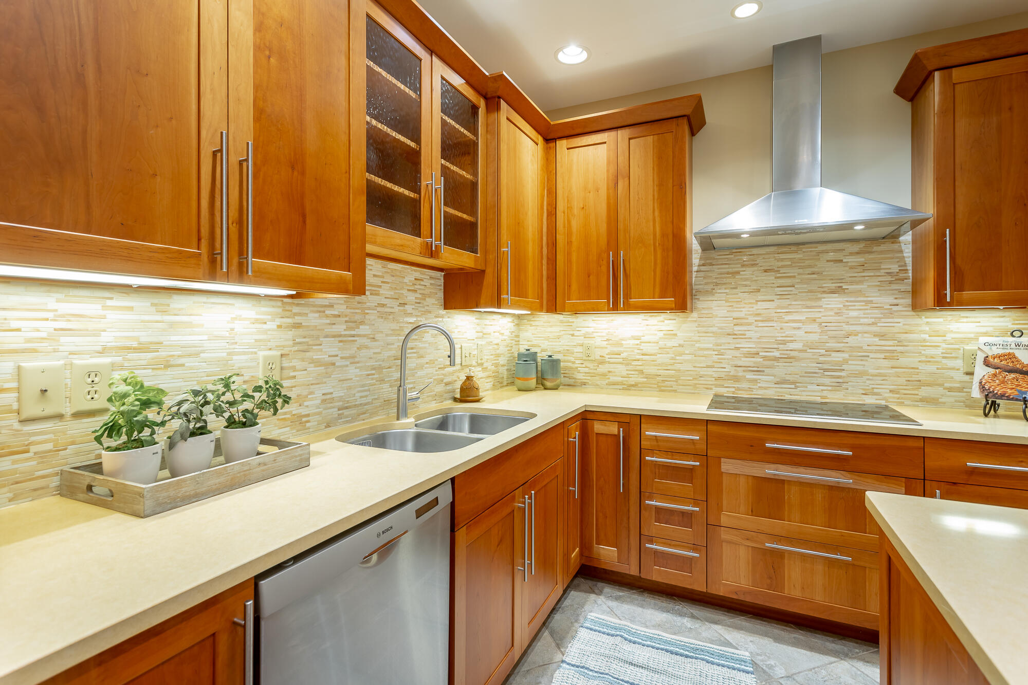 6239 Forest Trail