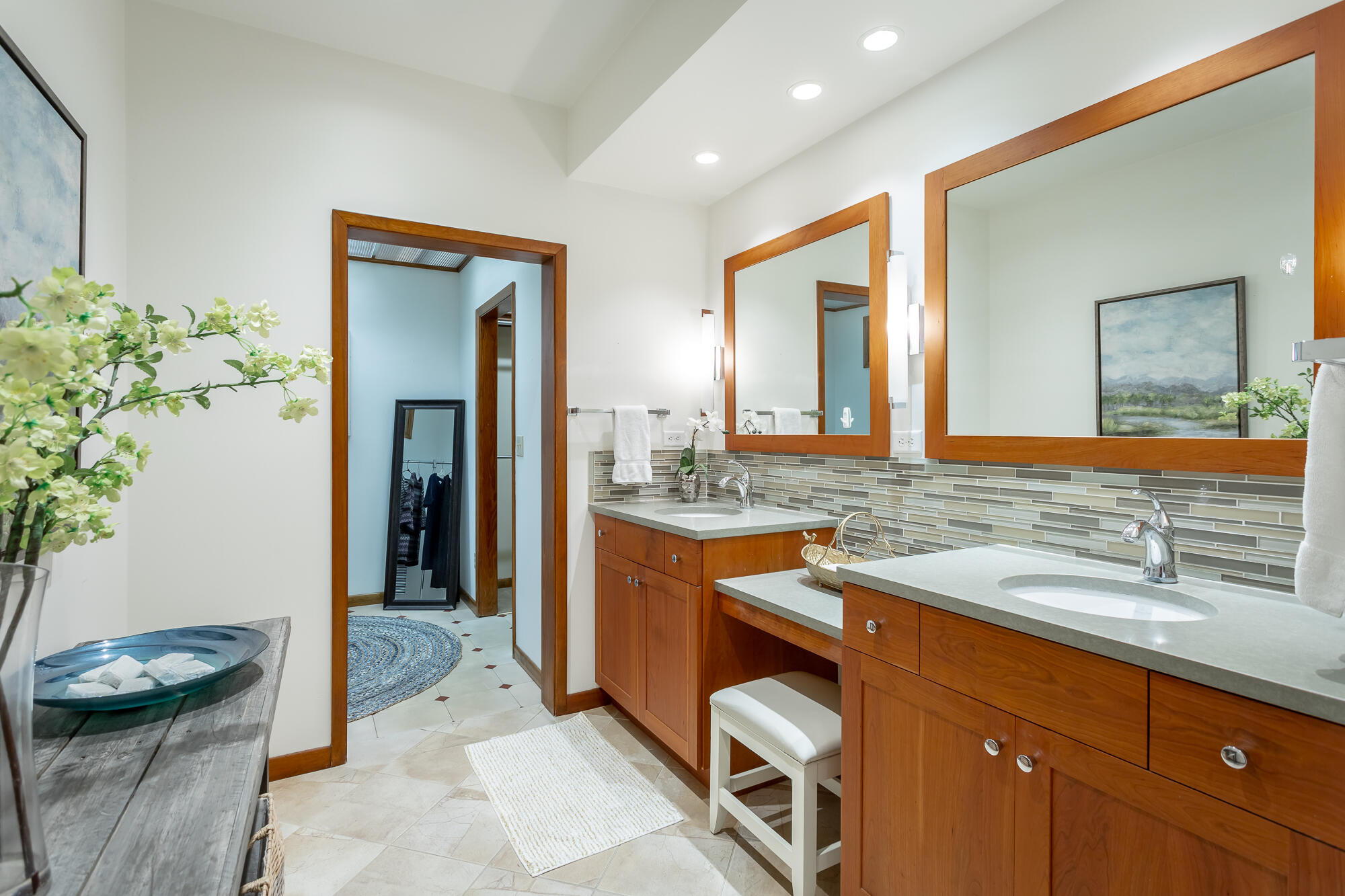 6239 Forest Trail