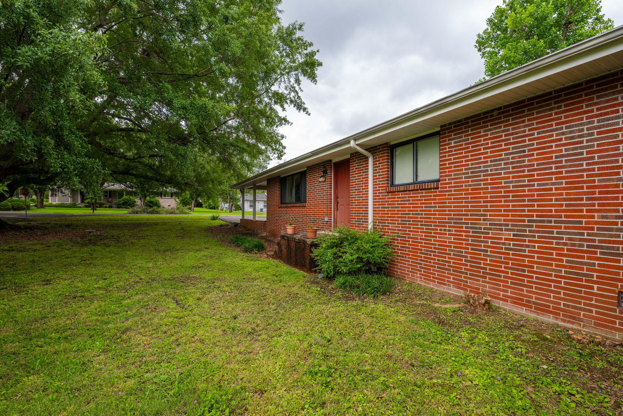 108 Valley Drive