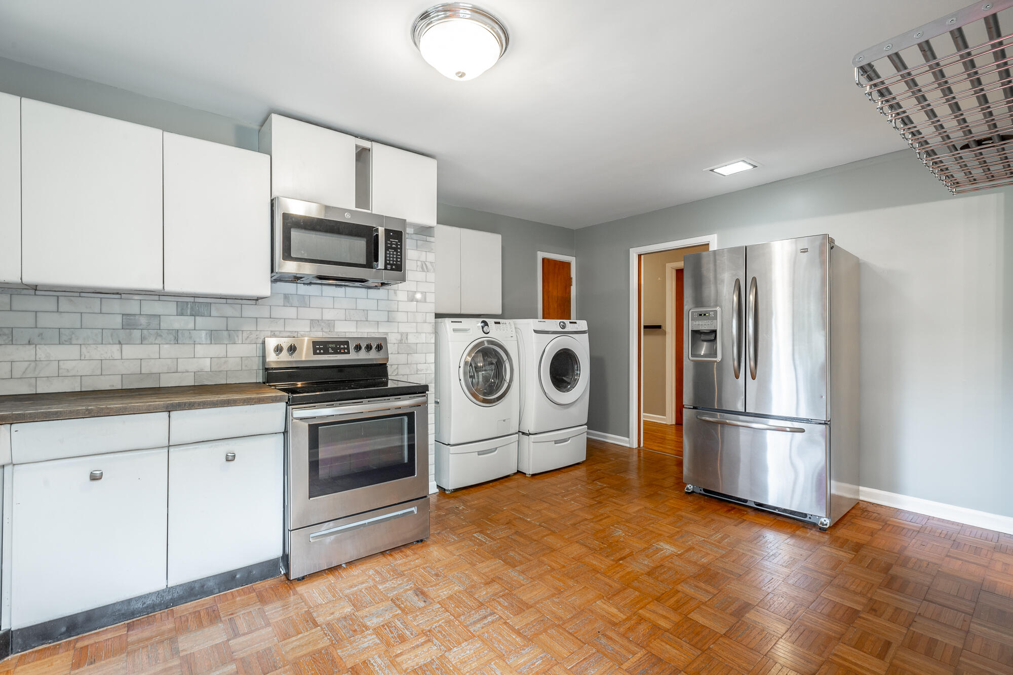 88 Inglenook Drive