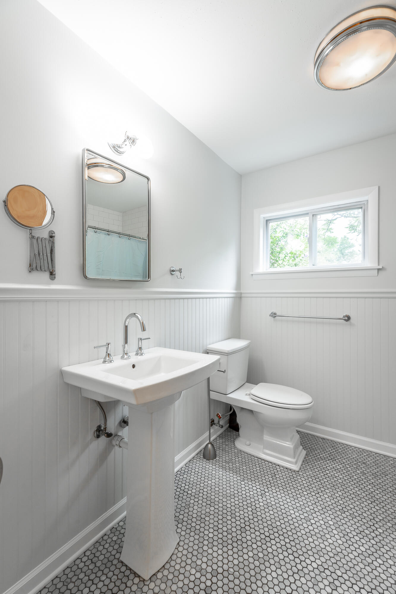 88 Inglenook Drive