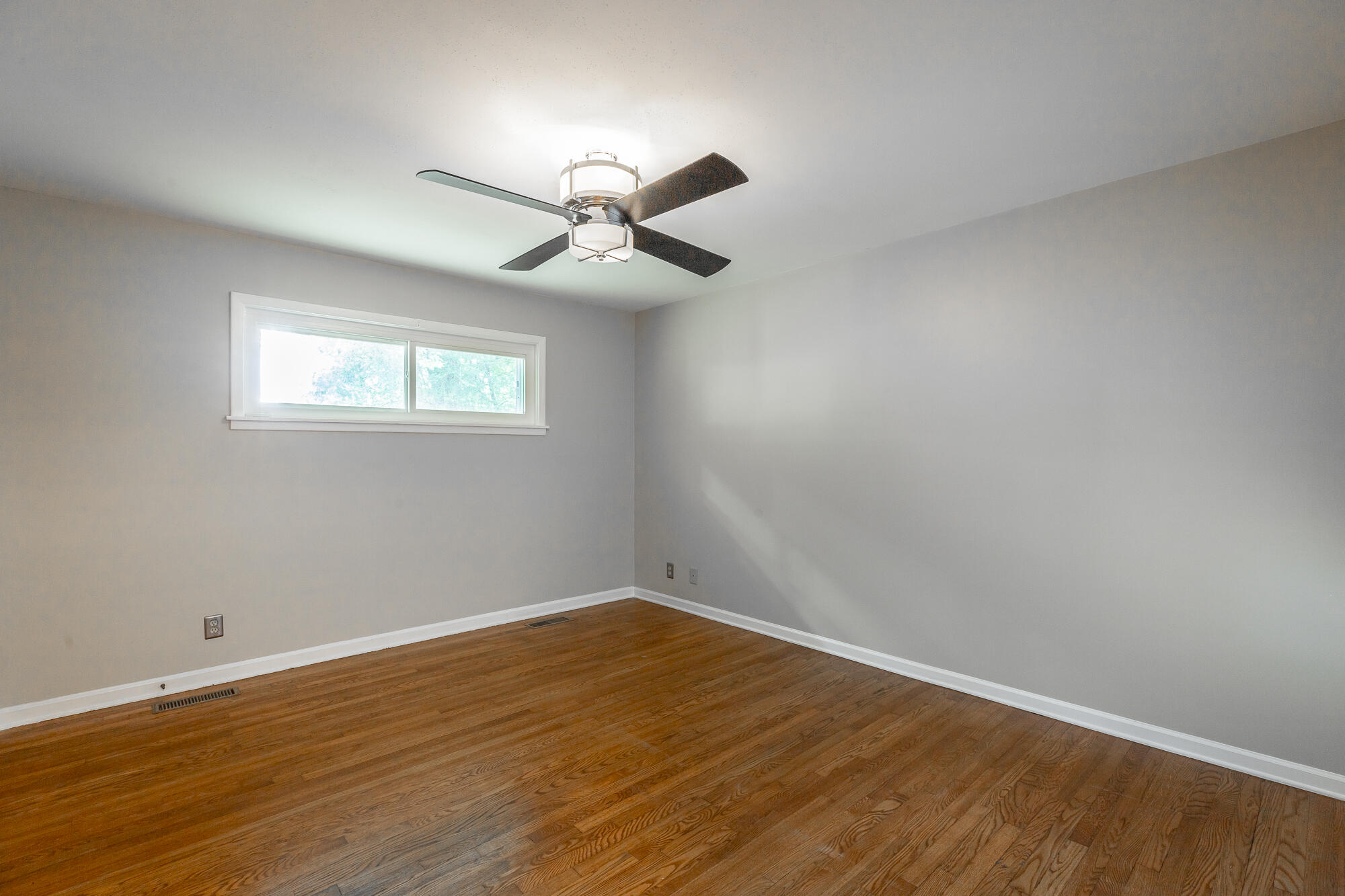 88 Inglenook Drive