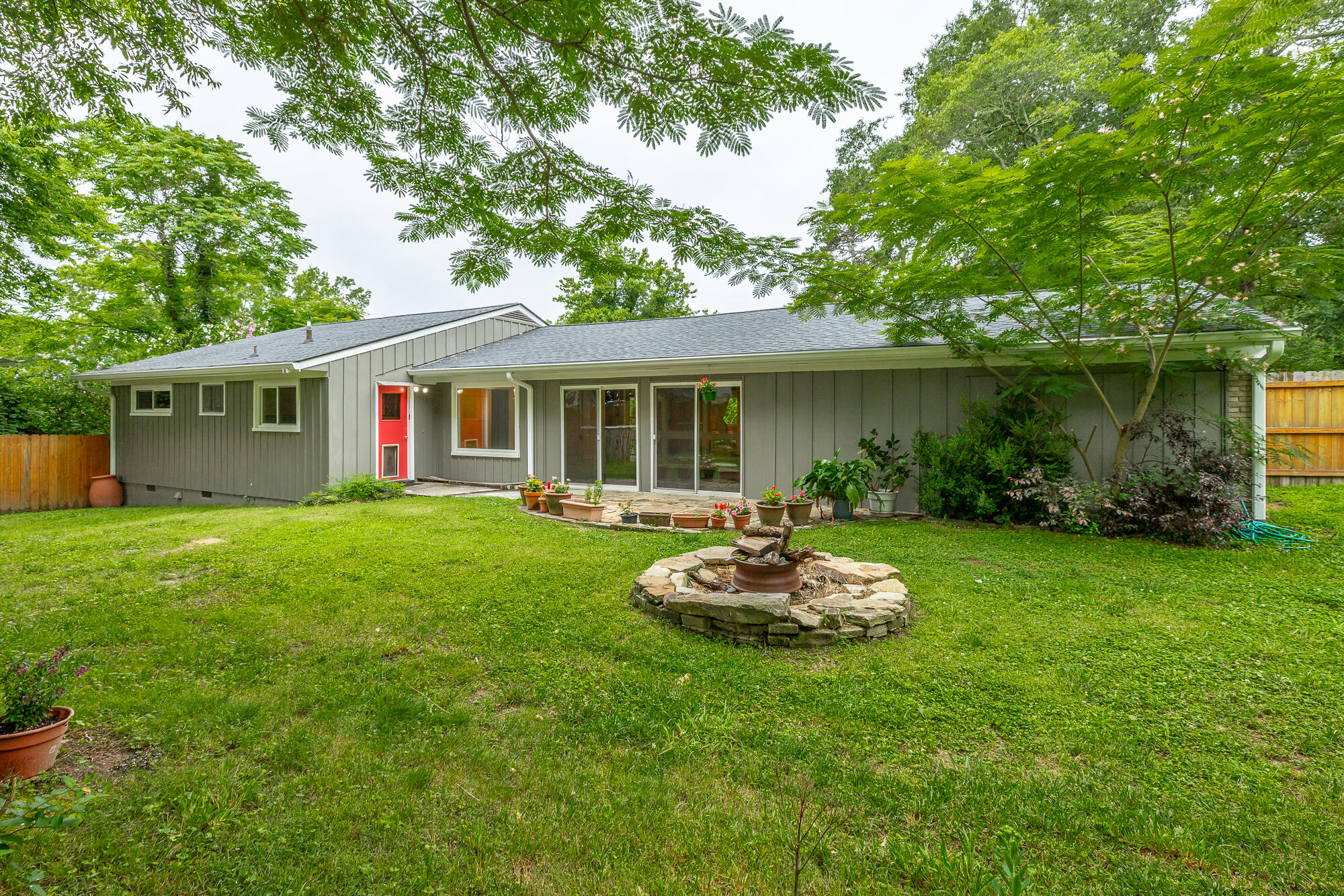 88 Inglenook Drive