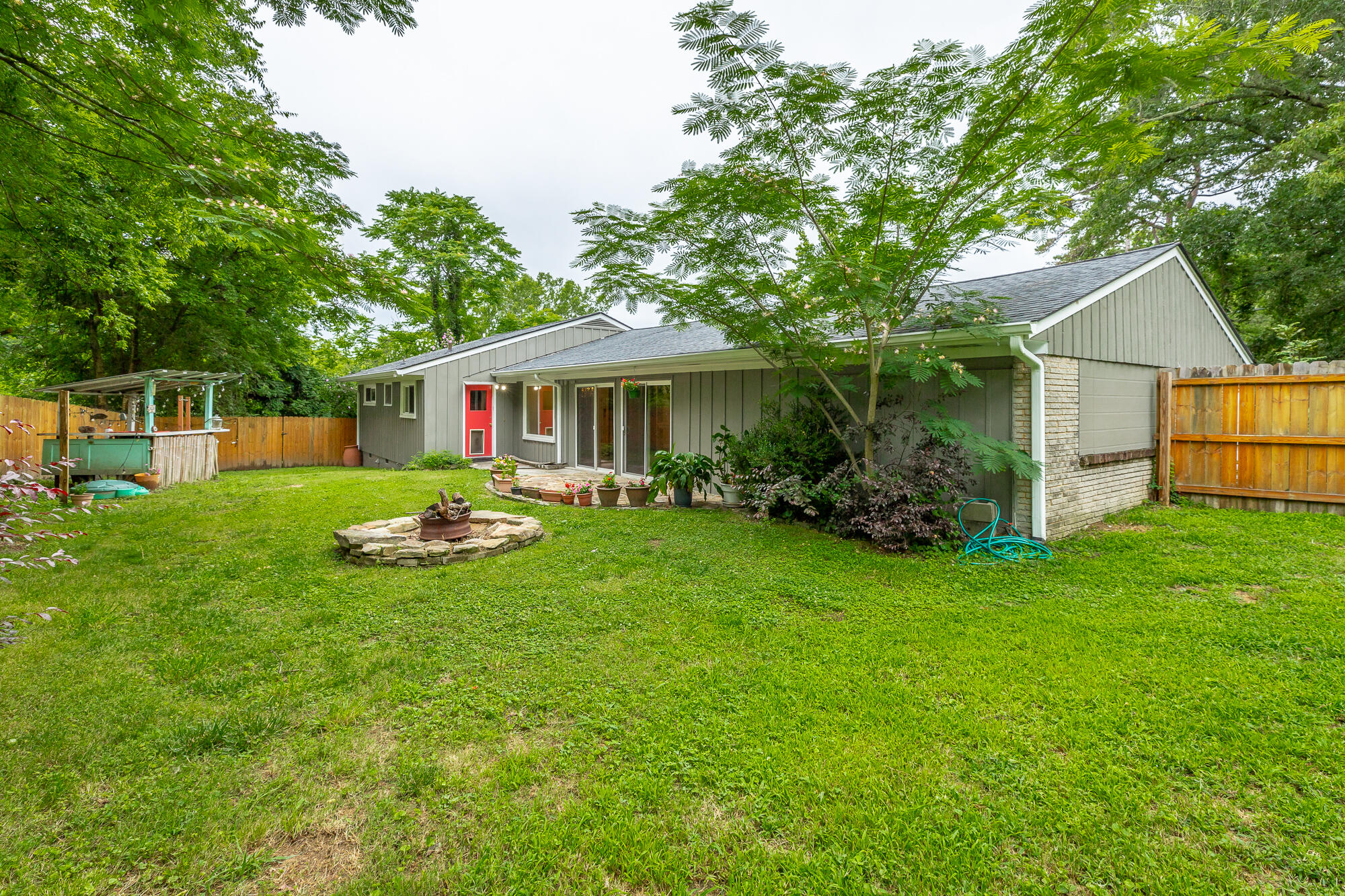 88 Inglenook Drive