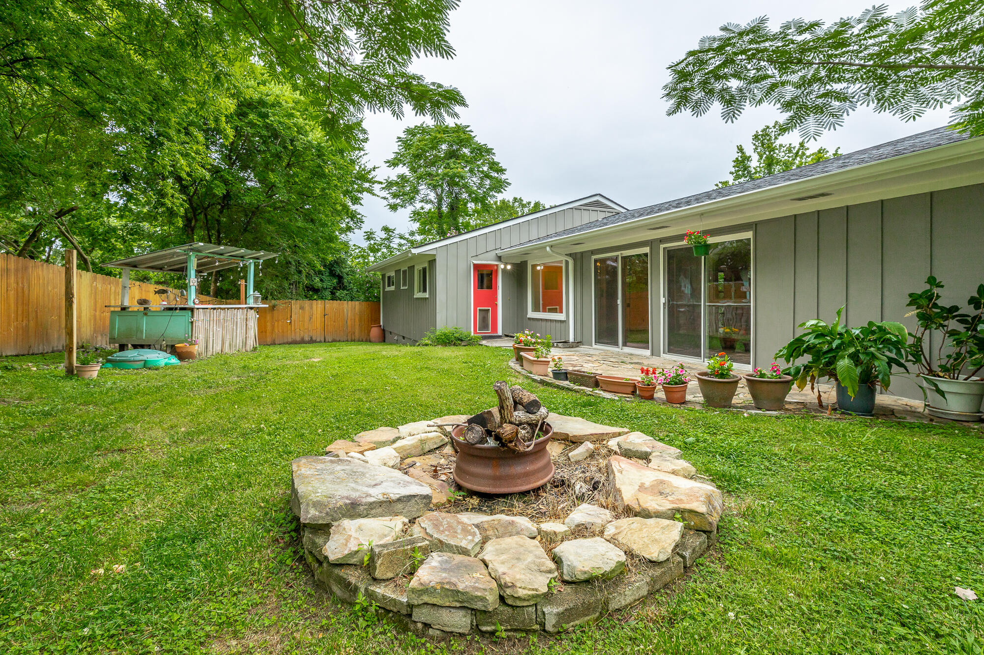 88 Inglenook Drive