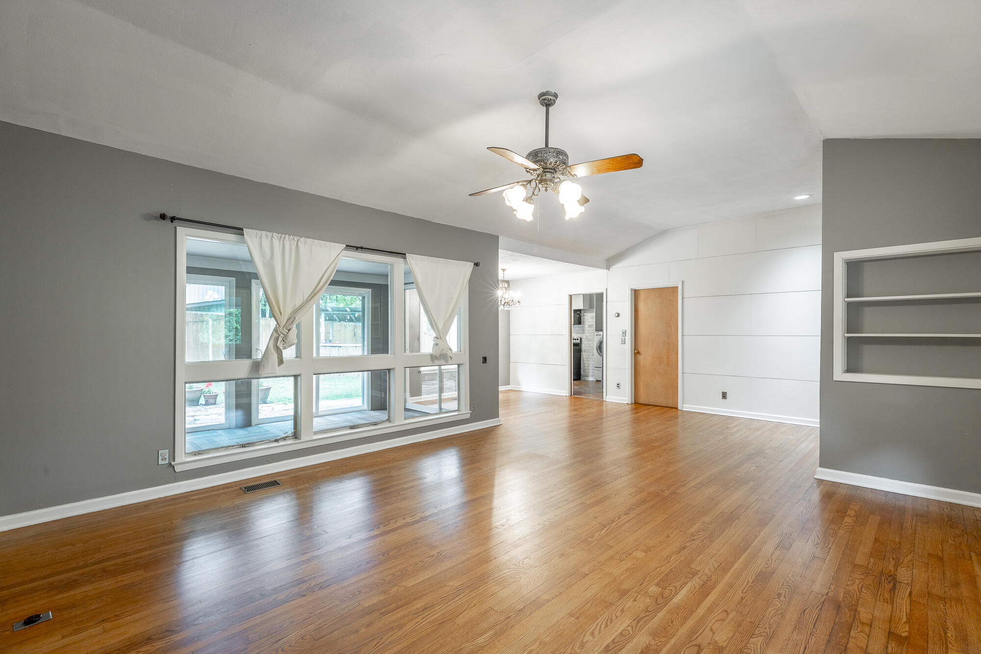 88 Inglenook Drive